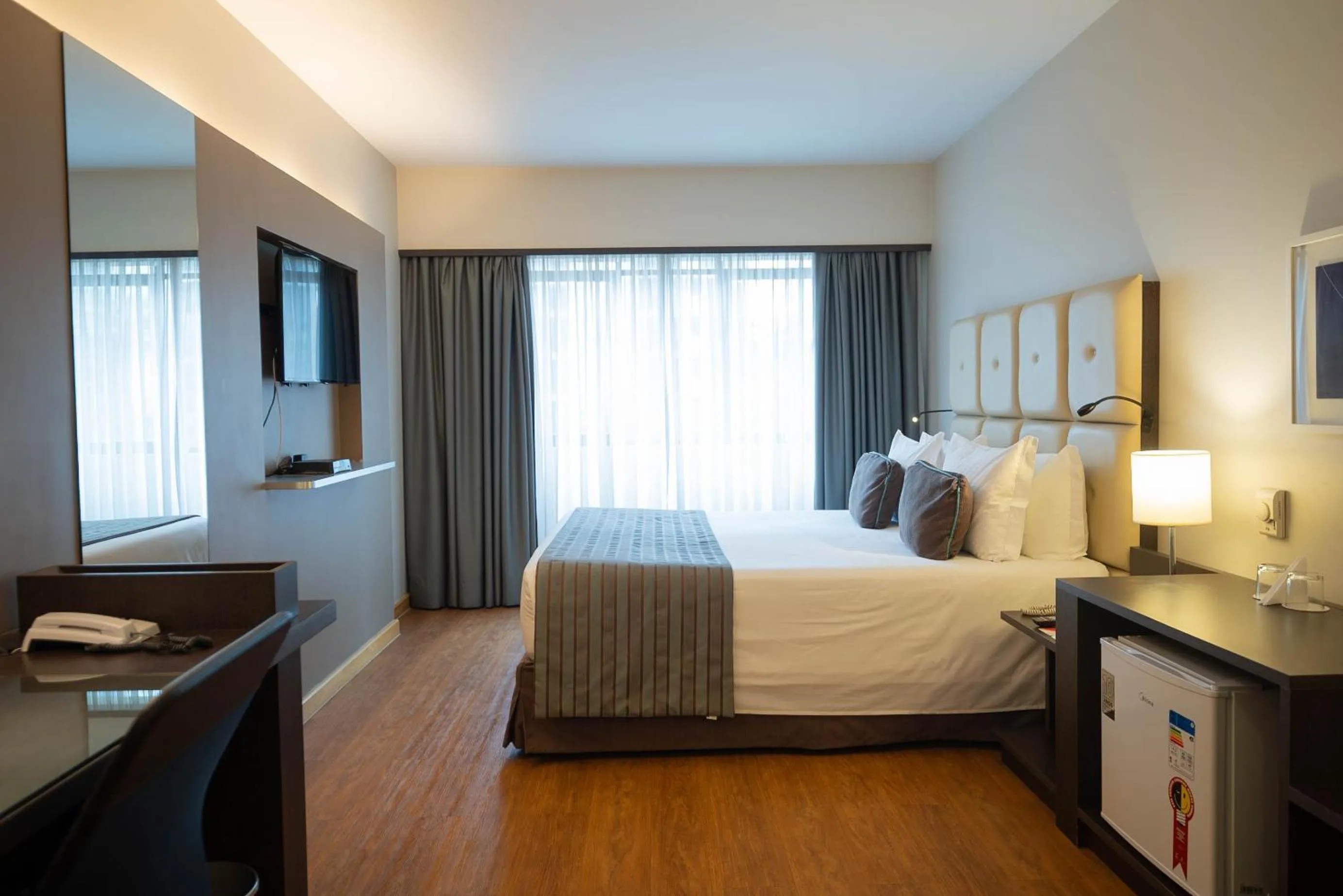 Bed in Sol Alphaville Hotel & Residence