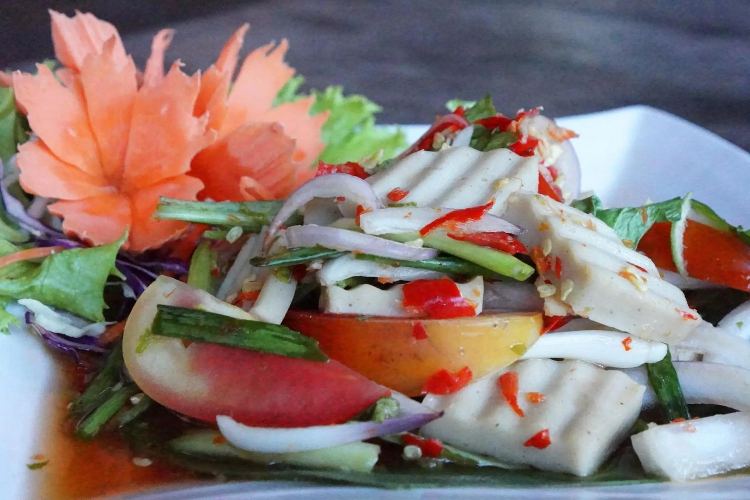 Restaurant/places to eat in Tara Lake