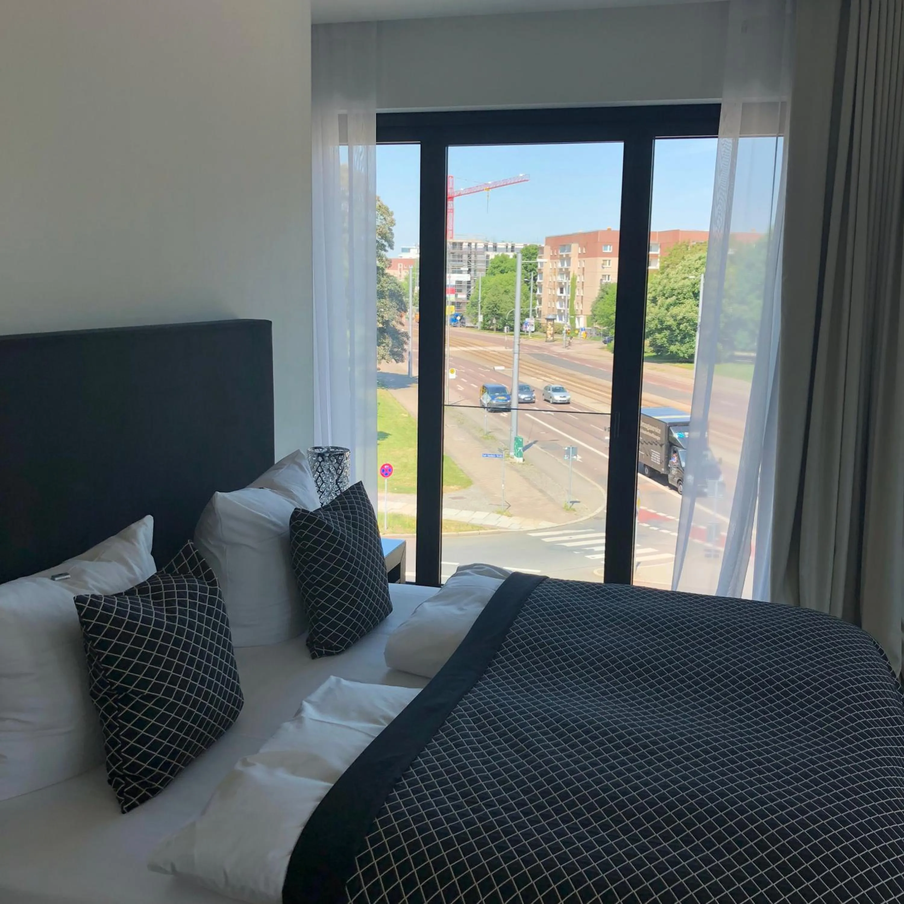 Street view, Bed in Voss Villa