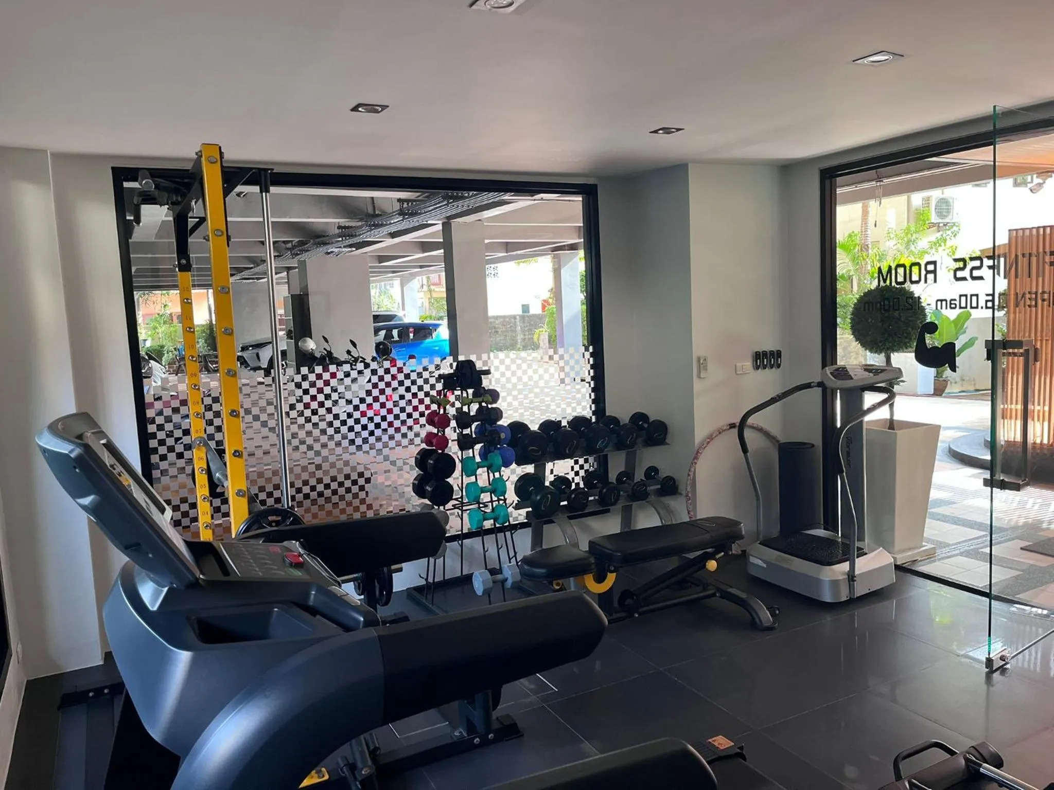 Fitness centre/facilities in West Key Kamala Apartment