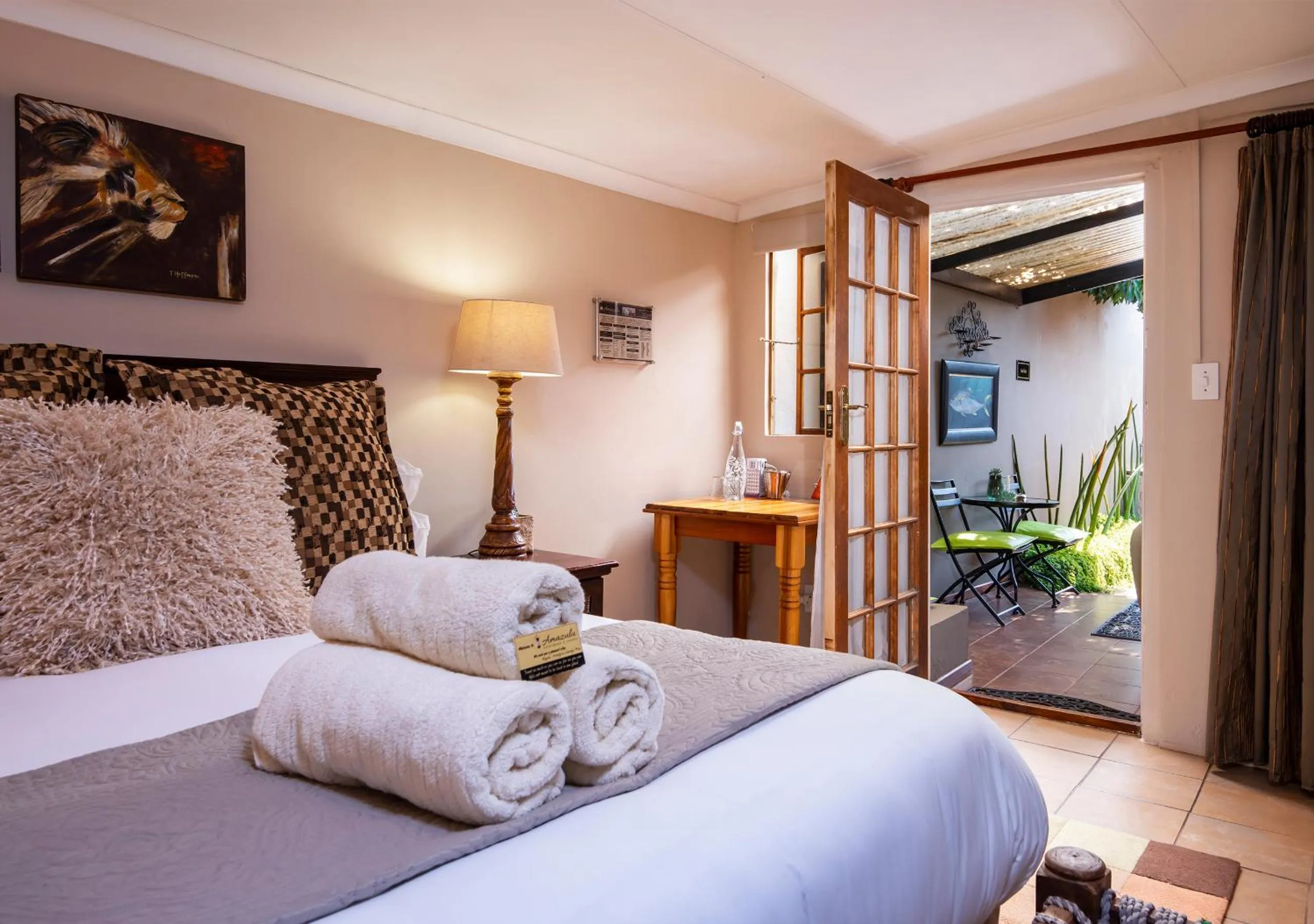 Balcony/Terrace, Bed in Ama Zulu Guesthouse & Safaris