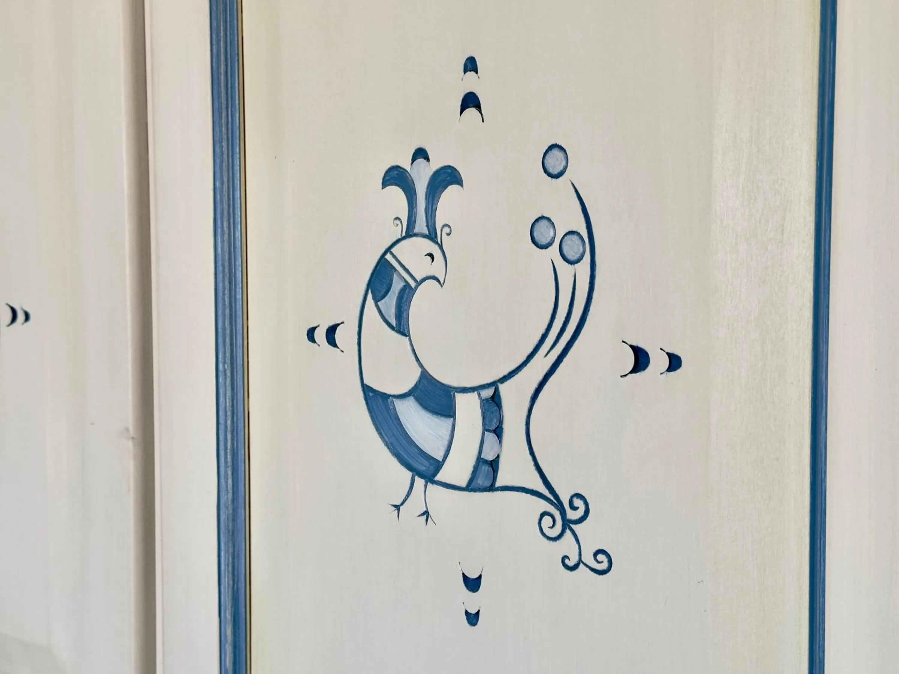 Decorative detail in B&B Selvaggio Blu