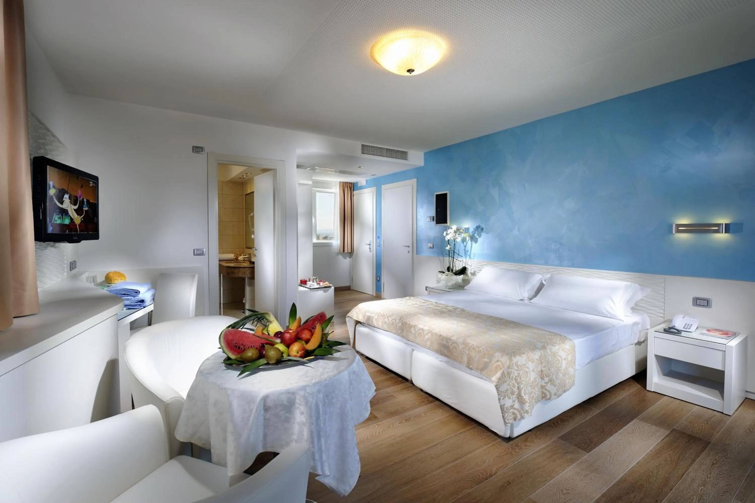 Photo of the whole room, Bed in Grand Hotel Playa