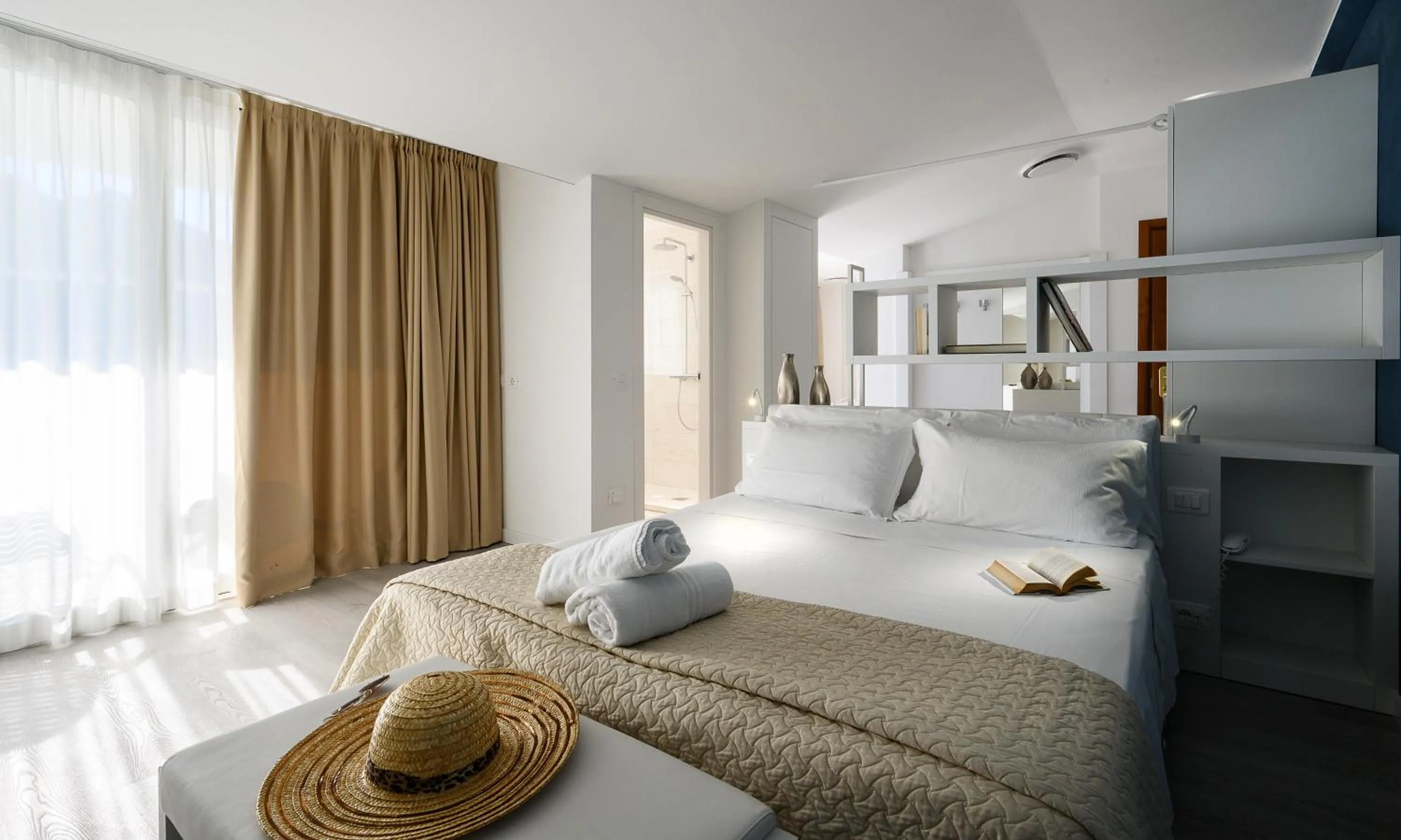 Bed in Grand Hotel Playa