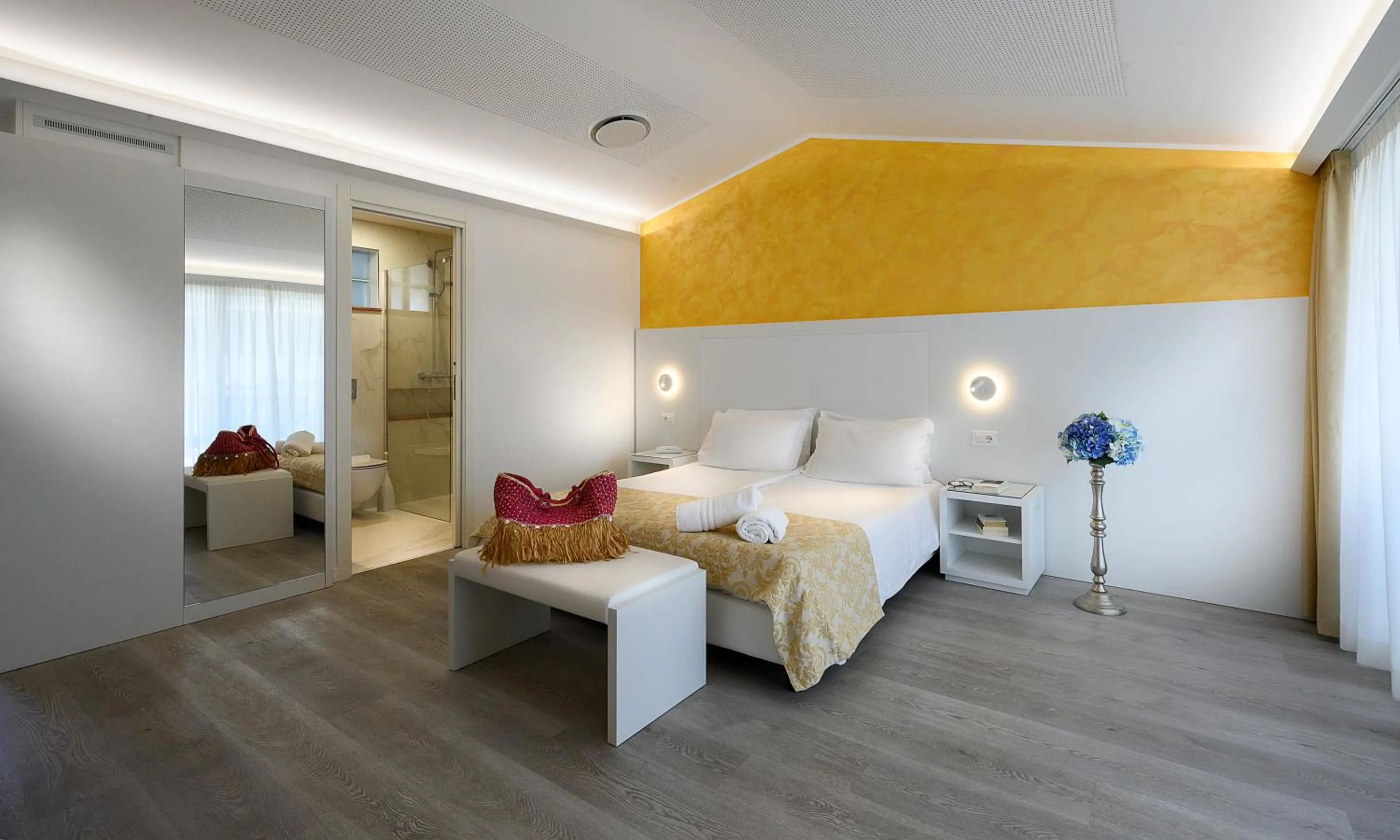 Bedroom, Bed in Grand Hotel Playa