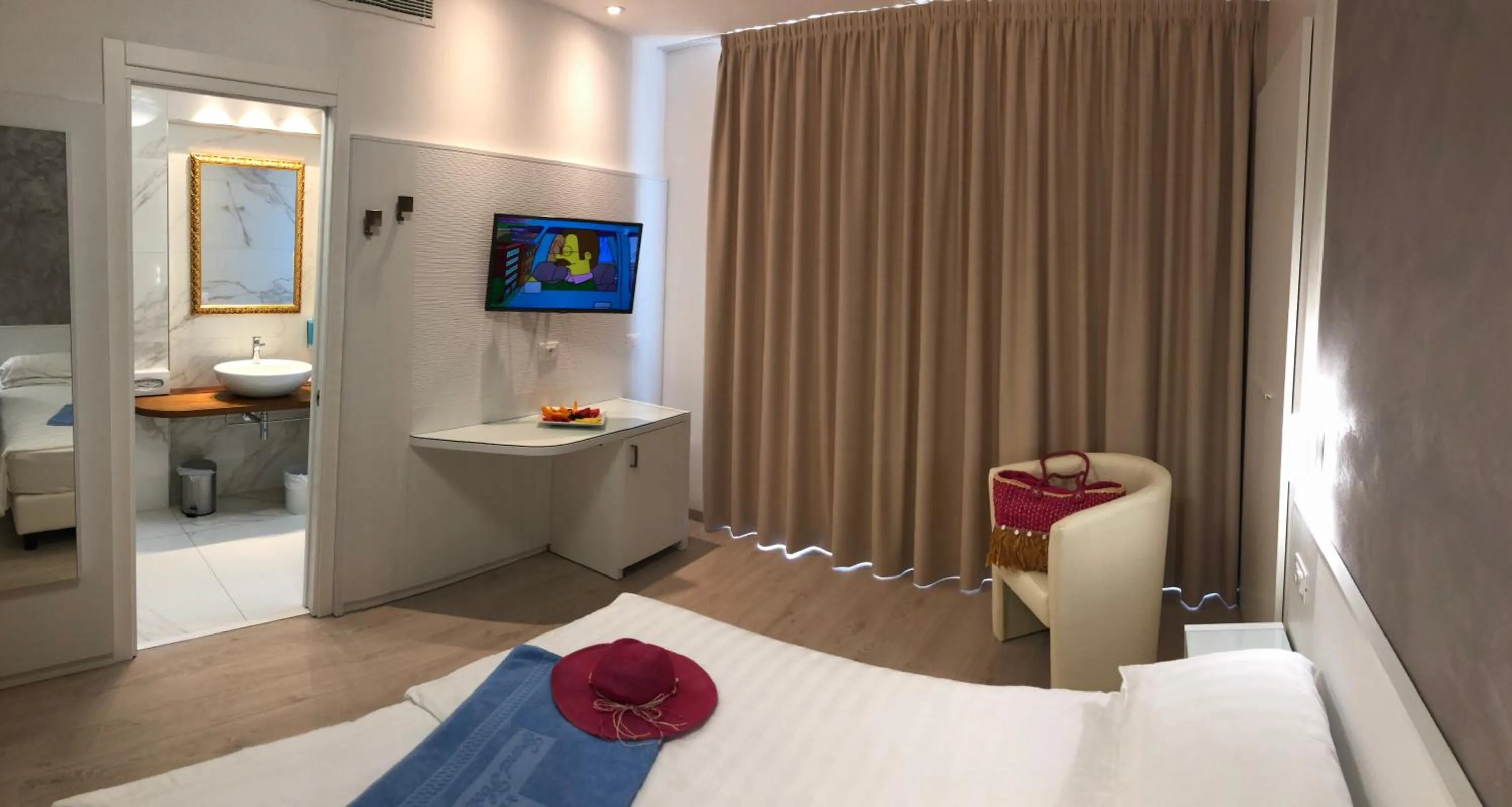 Bed in Grand Hotel Playa