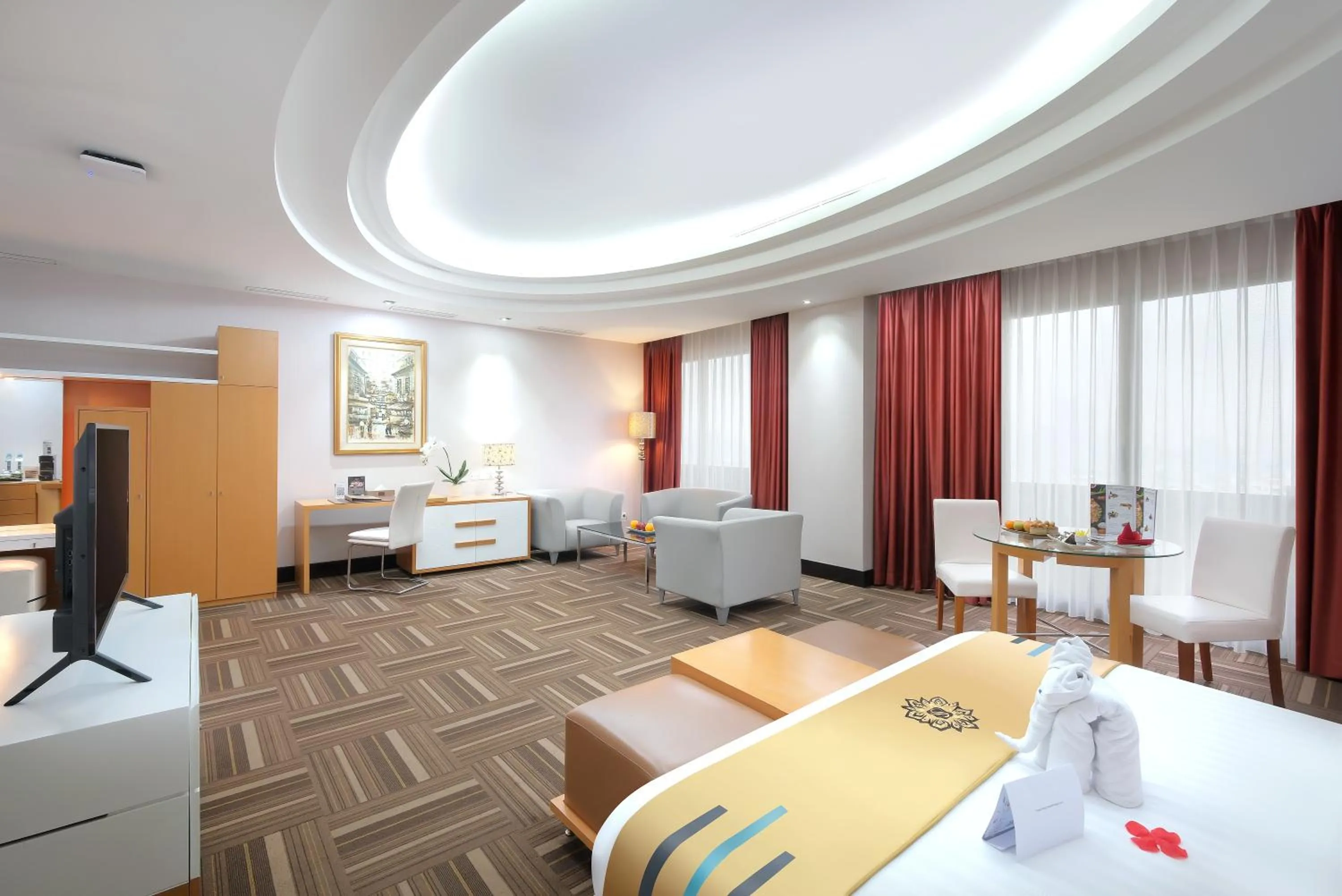 Bed in Merlynn Park Hotel