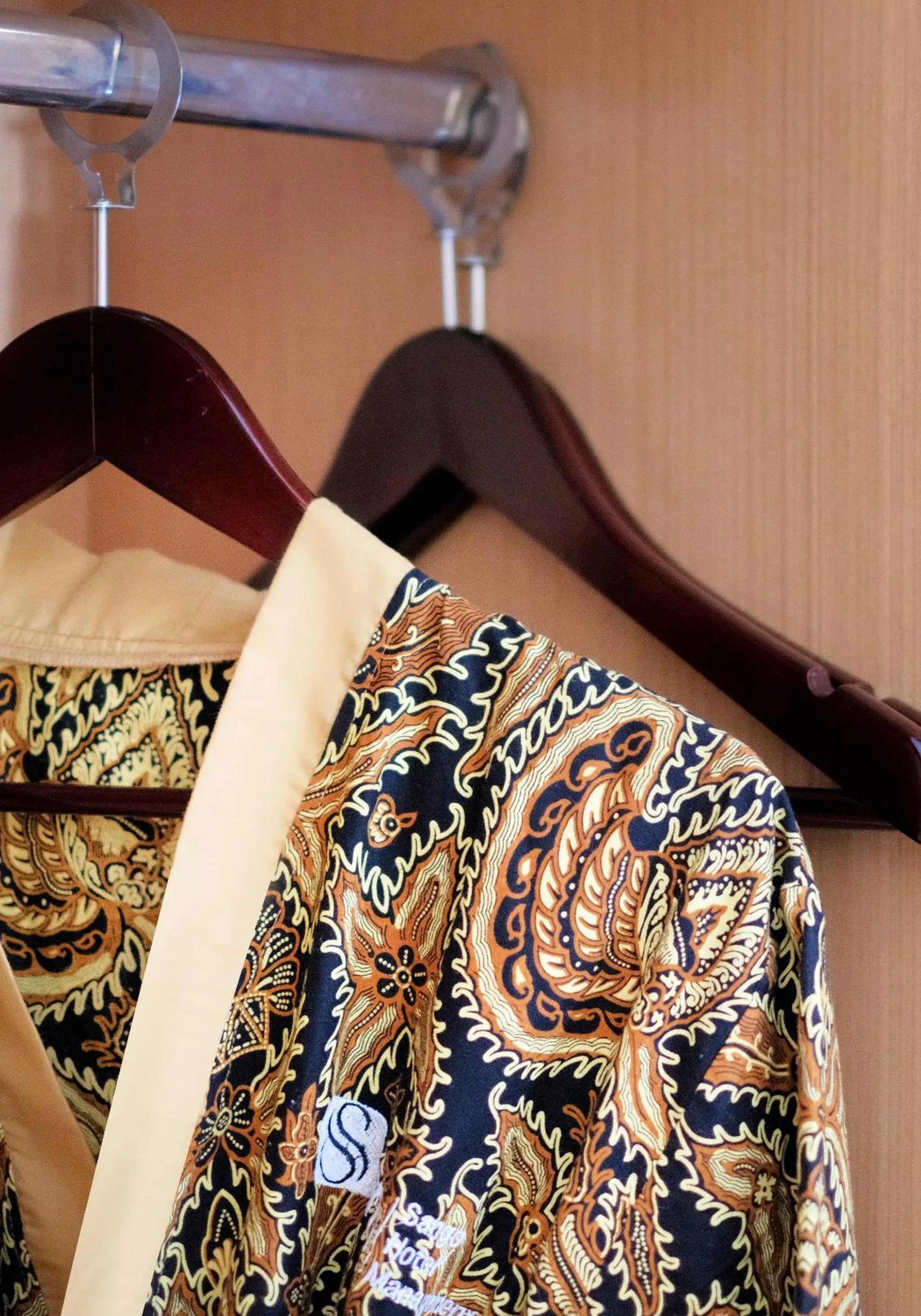 Bathroom in Merlynn Park Hotel