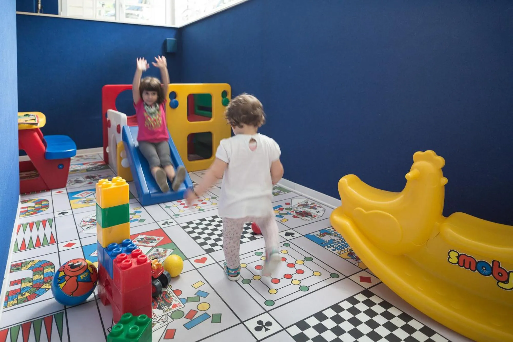 children in Hotel Astro