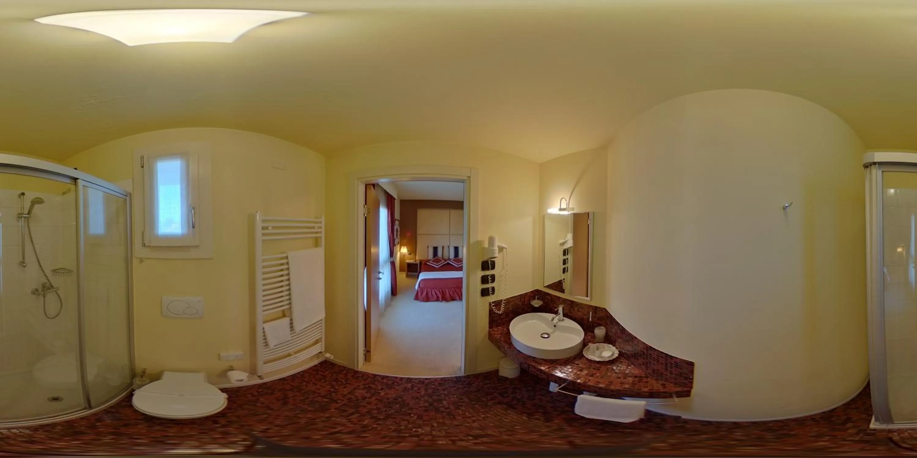 Shower in Relais Villa Annamaria Bed end Breakfast