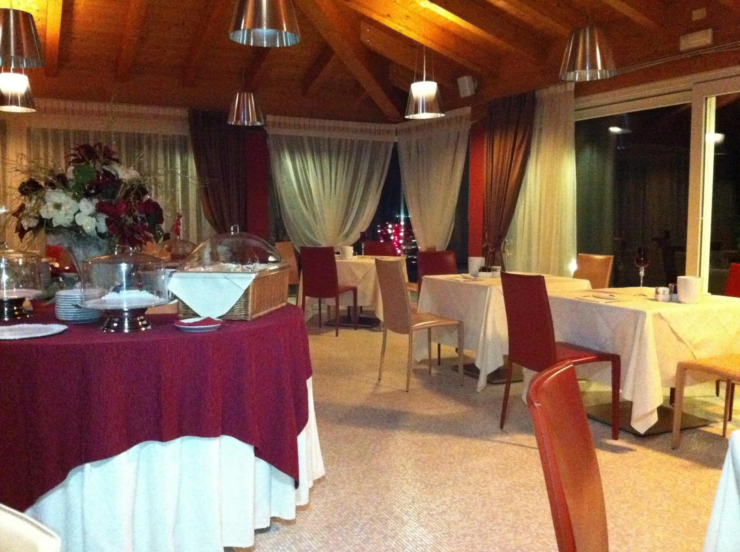 Restaurant/places to eat in Relais Villa Annamaria Bed end Breakfast