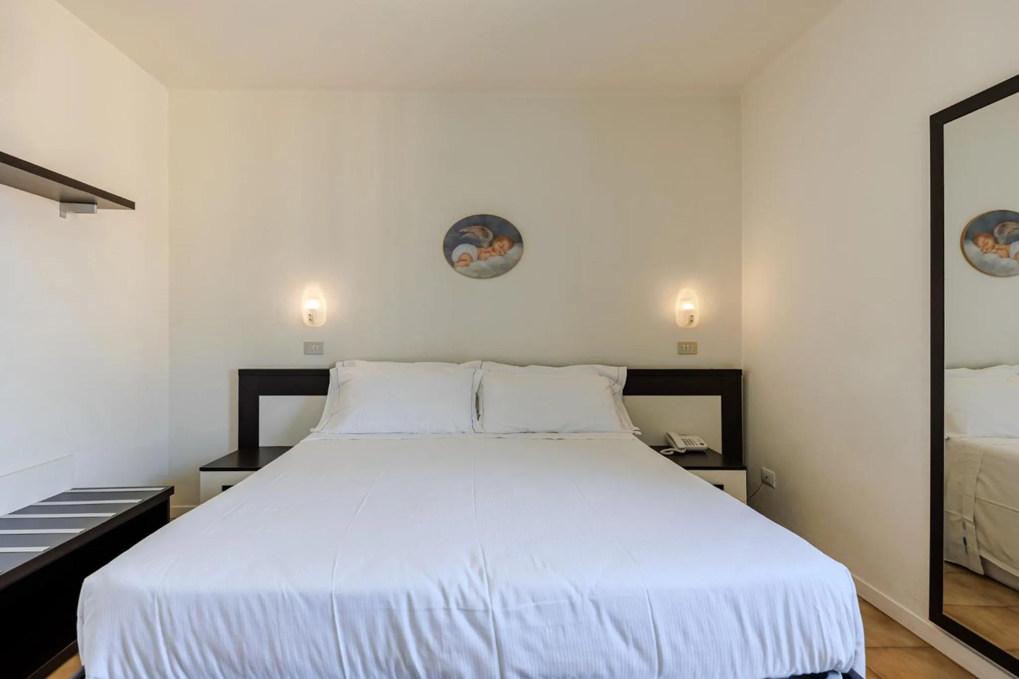 Bedroom, Bed in Hotel Alla Torre