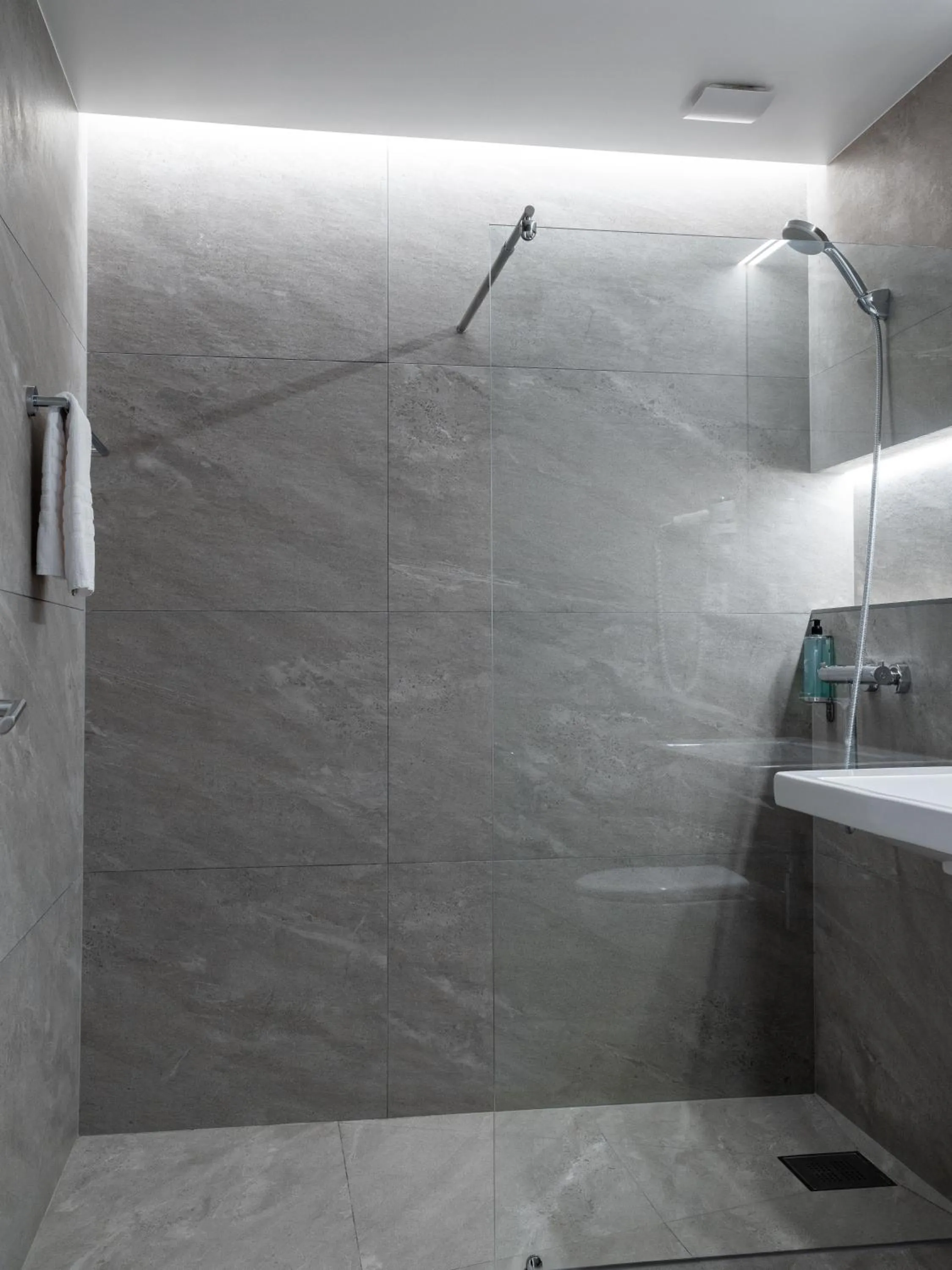 Bathroom in Tyssedal Hotel