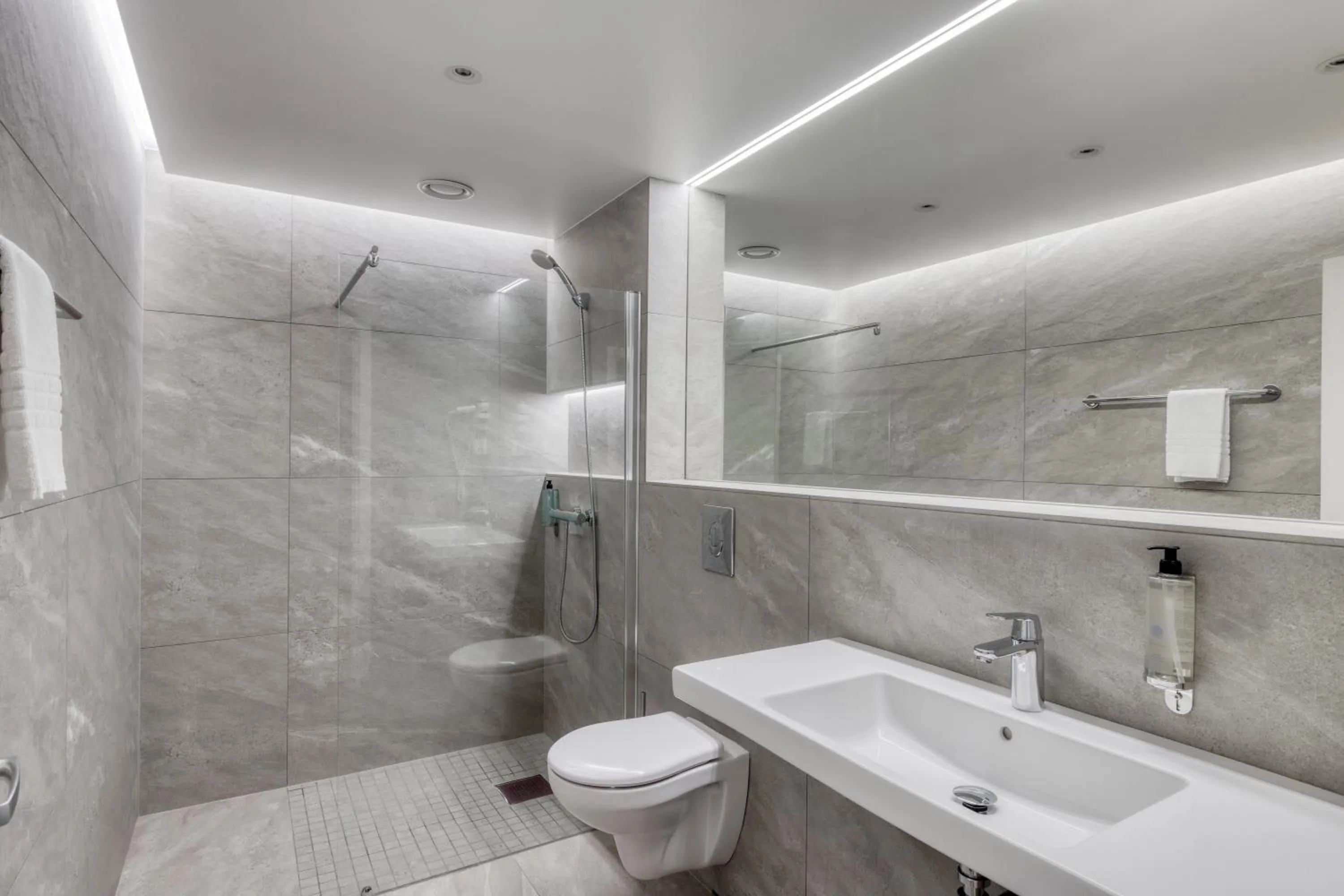 Bathroom in Tyssedal Hotel