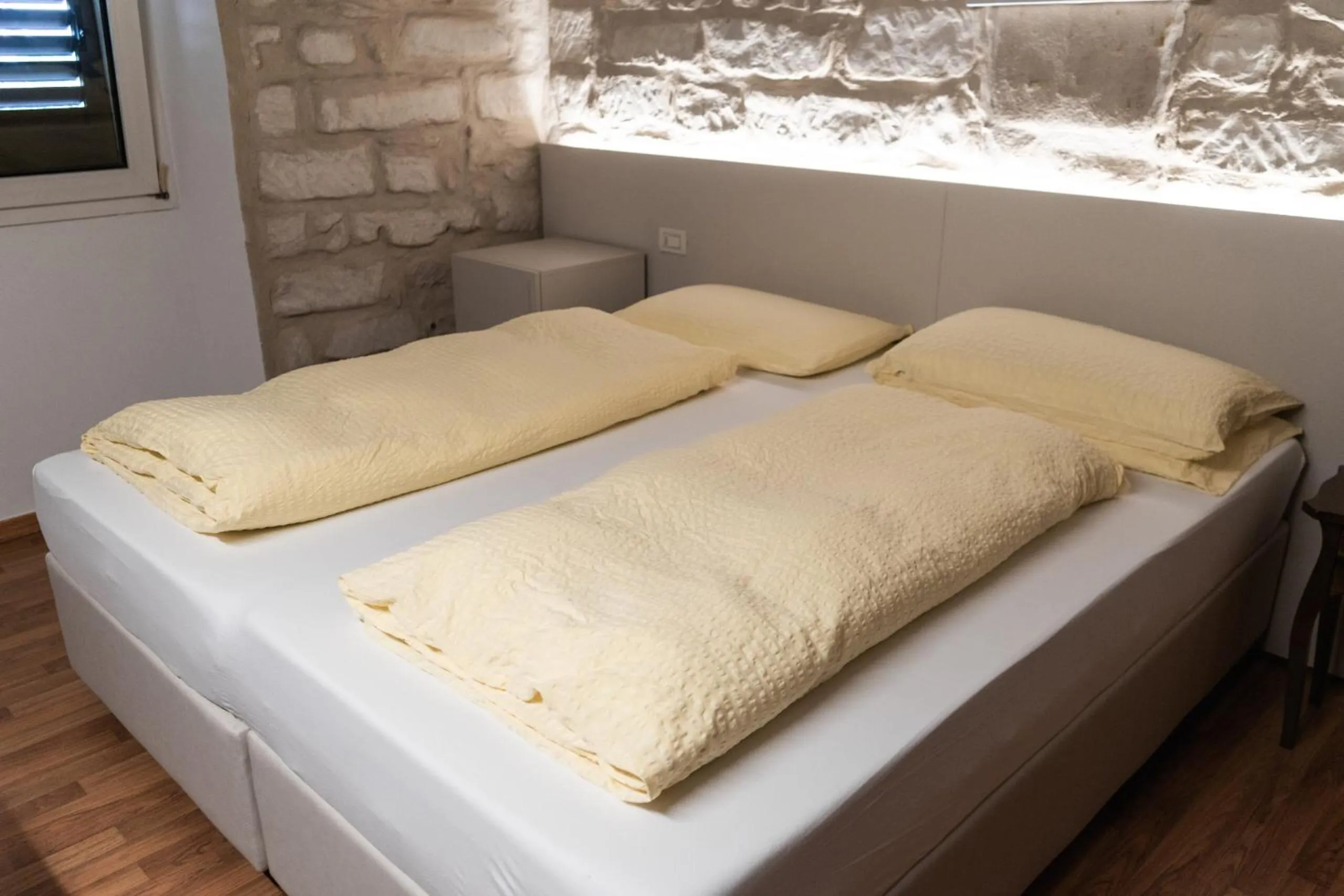 Bed in Albergo Garni Orchidea