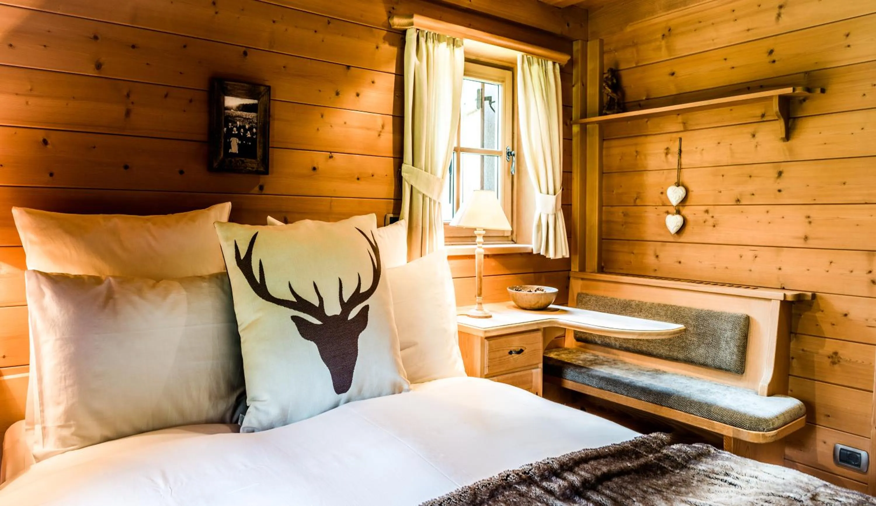 Bed in Mountain Chalet Pra Ronch
