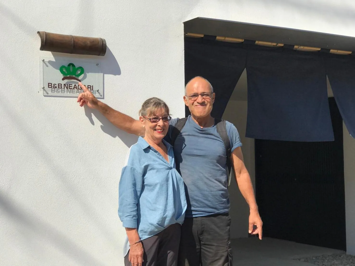 Guests in B&B Neagari