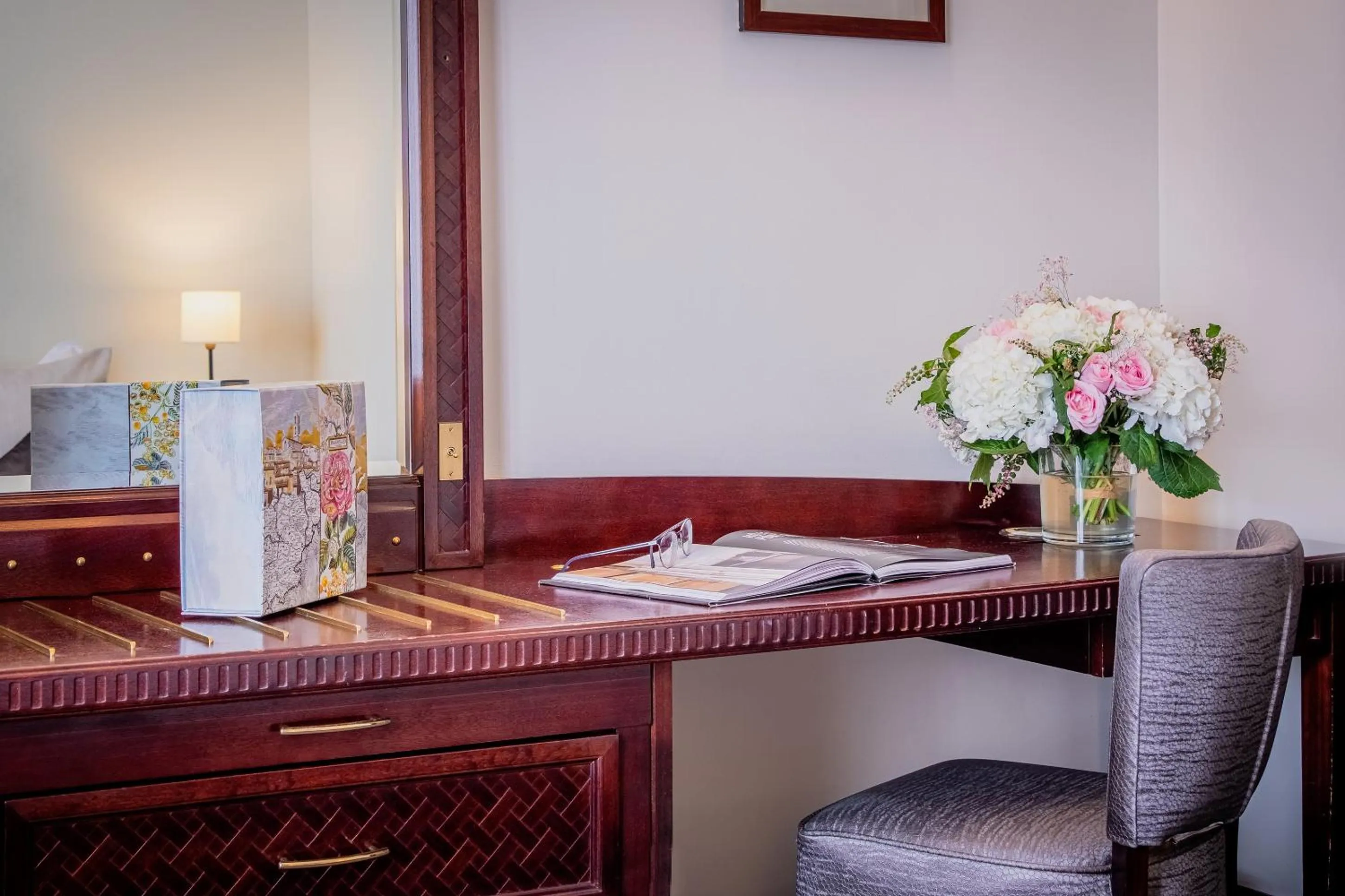 Seating area in Hôtel Pont Royal Paris