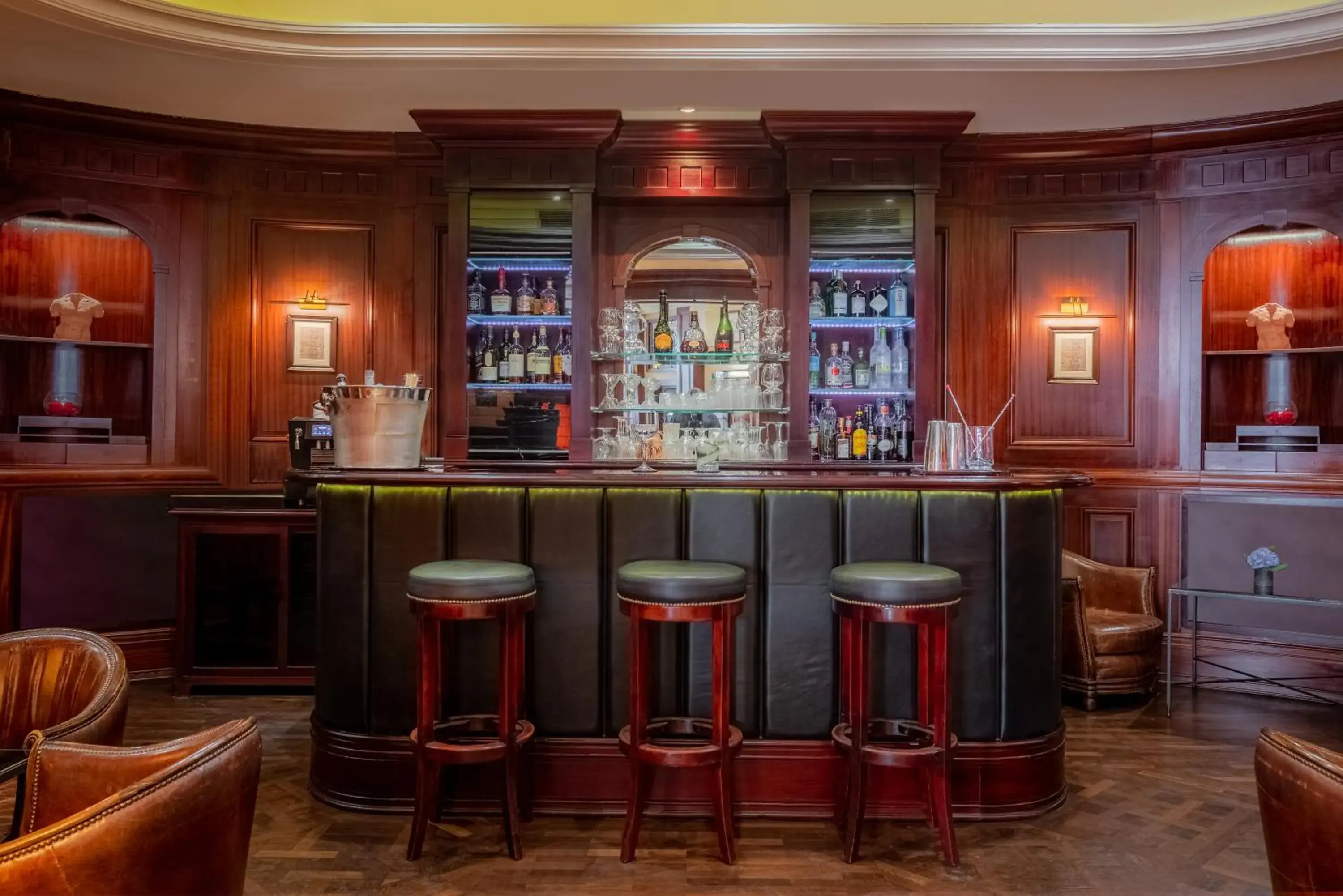 Lounge or bar in Hôtel Pont Royal Paris Lounge or bar in Hôtel Pont Royal Paris