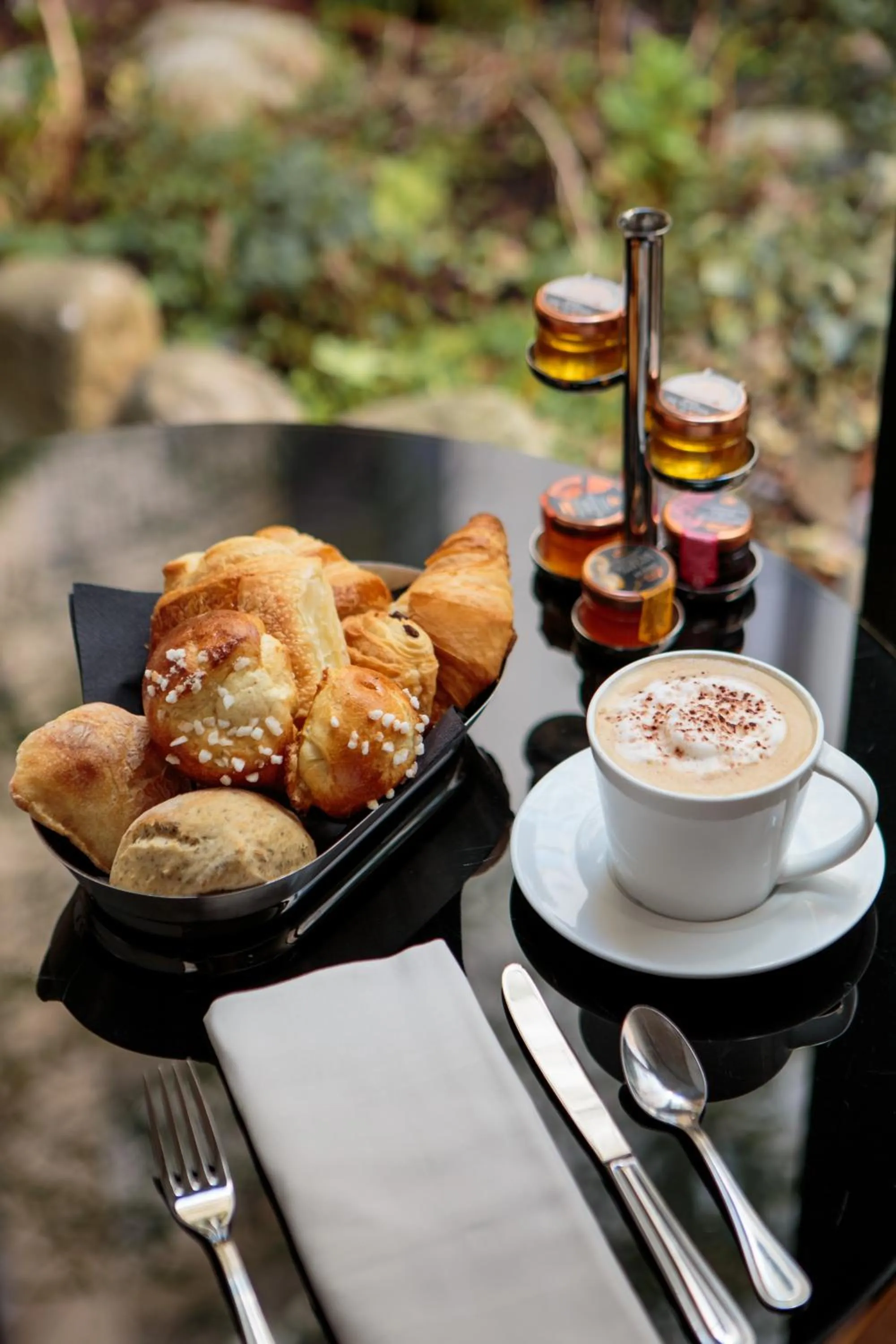 Breakfast in Hôtel Pont Royal Paris