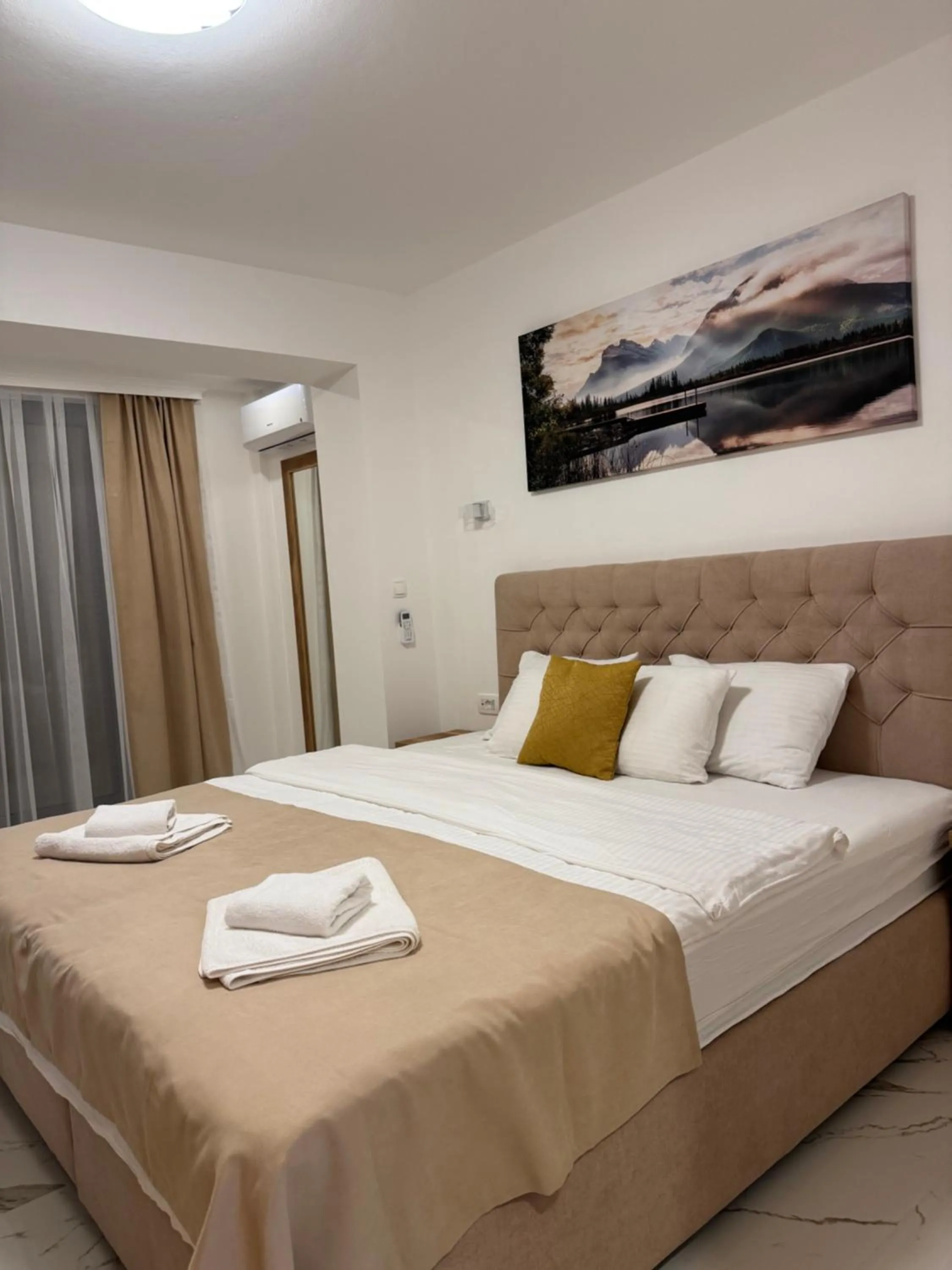 Deluxe Suite with Sea View - single occupancy in Hotel Freiburg