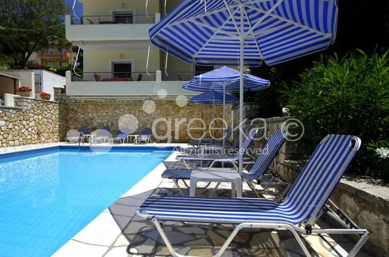 Geni Garden Apartments