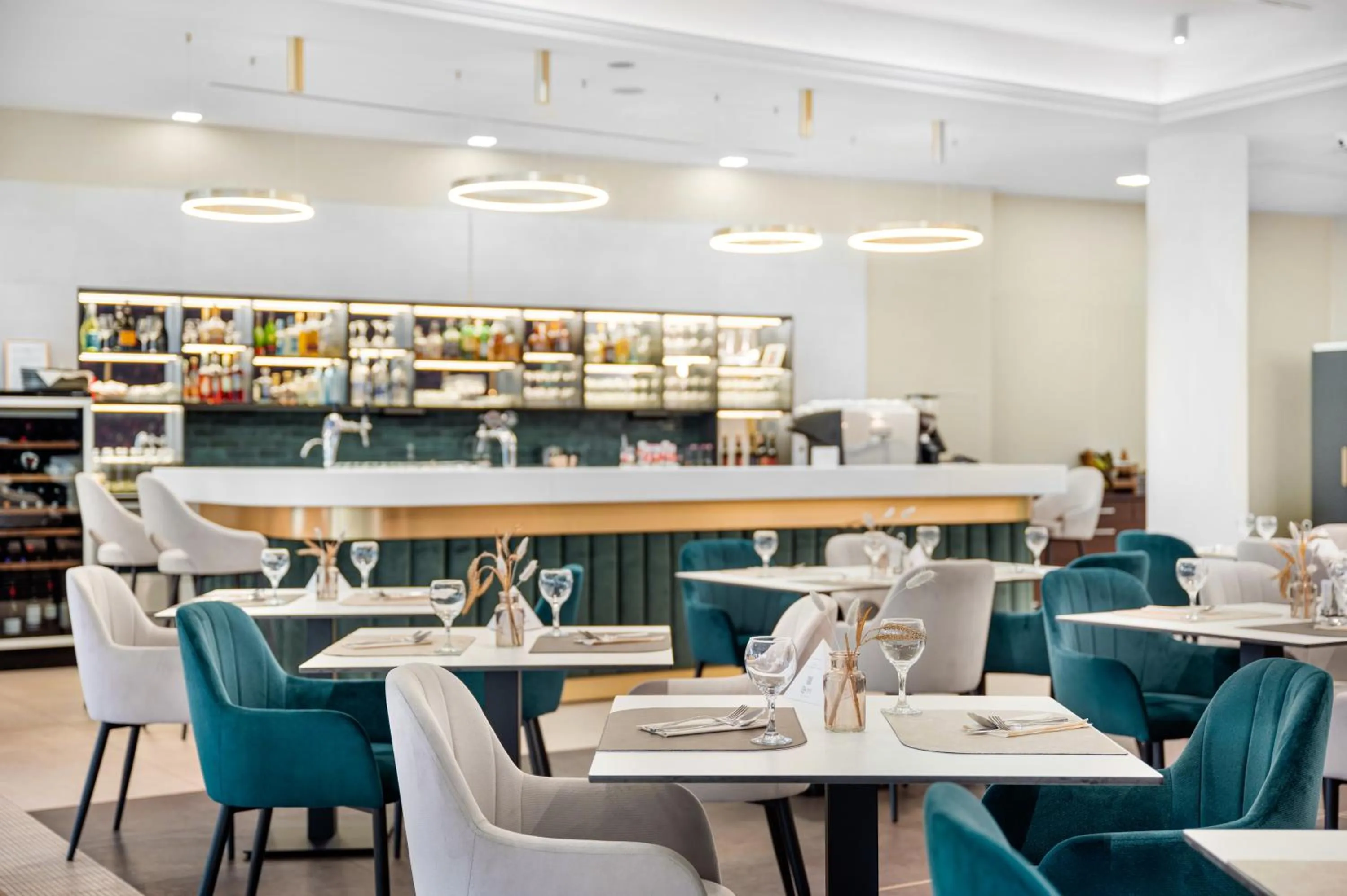 Restaurant/places to eat in Corso Hotel Pécs