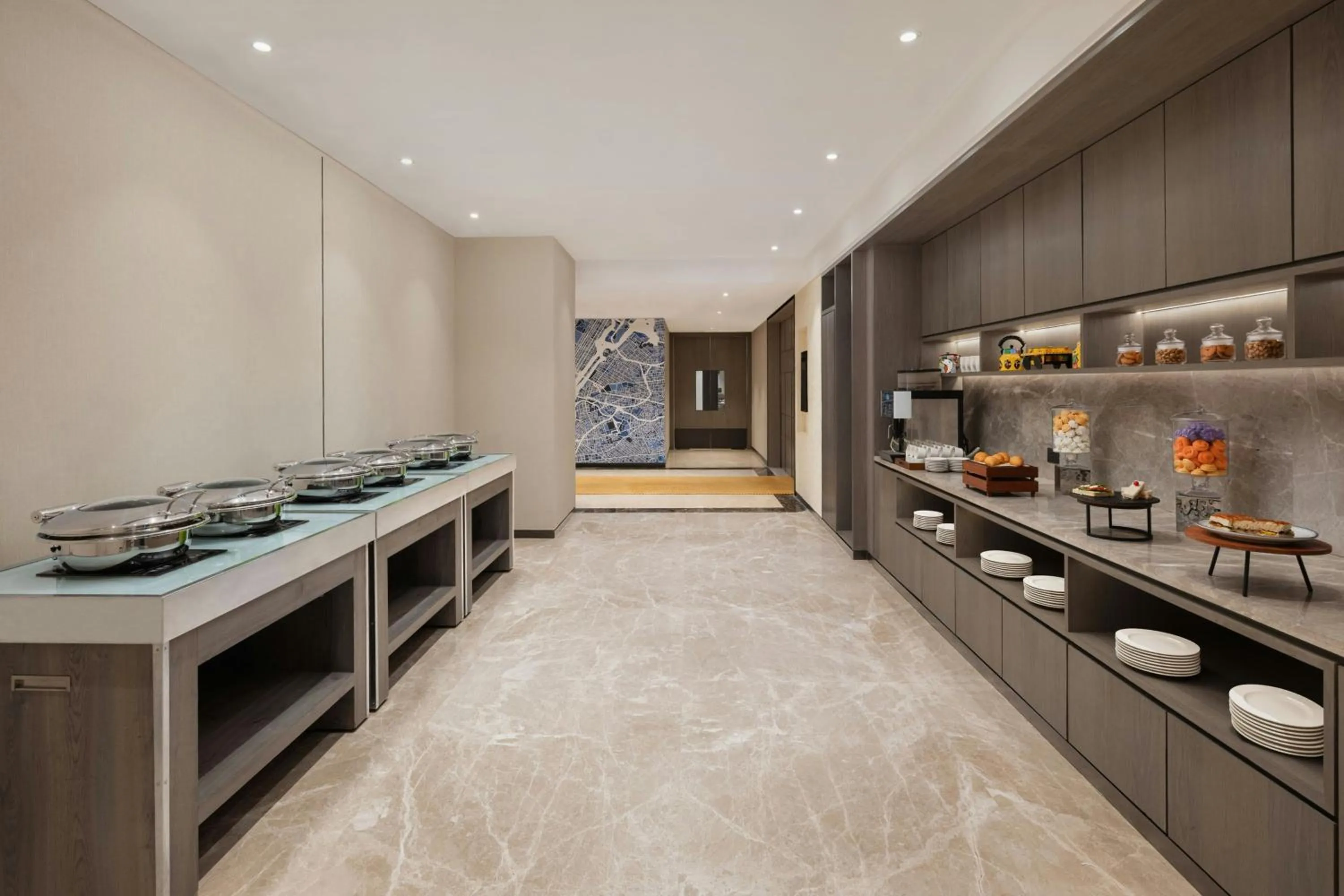 Meeting/conference room in Le Meridien Ahmedabad