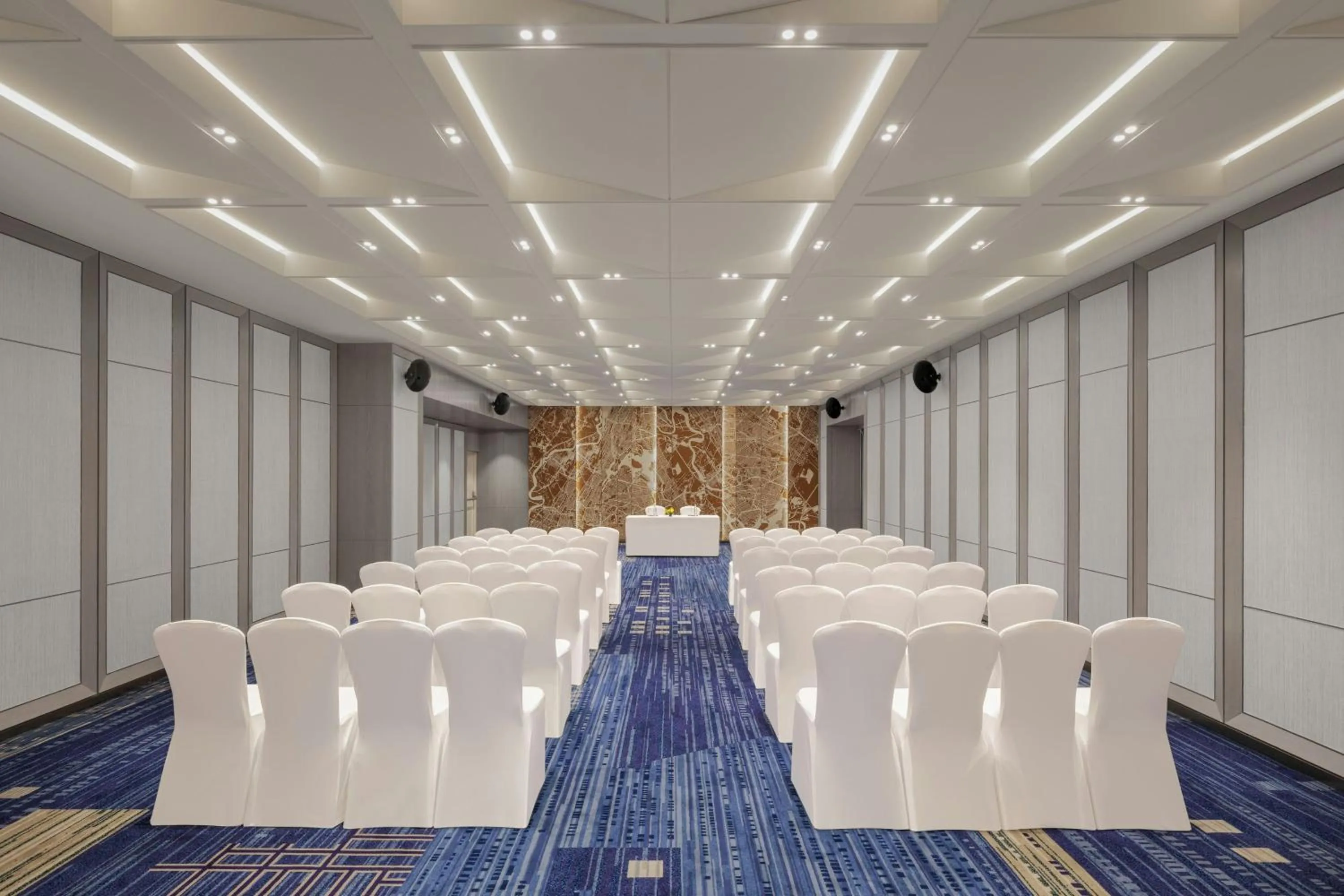 Entertainment in Le Meridien Ahmedabad