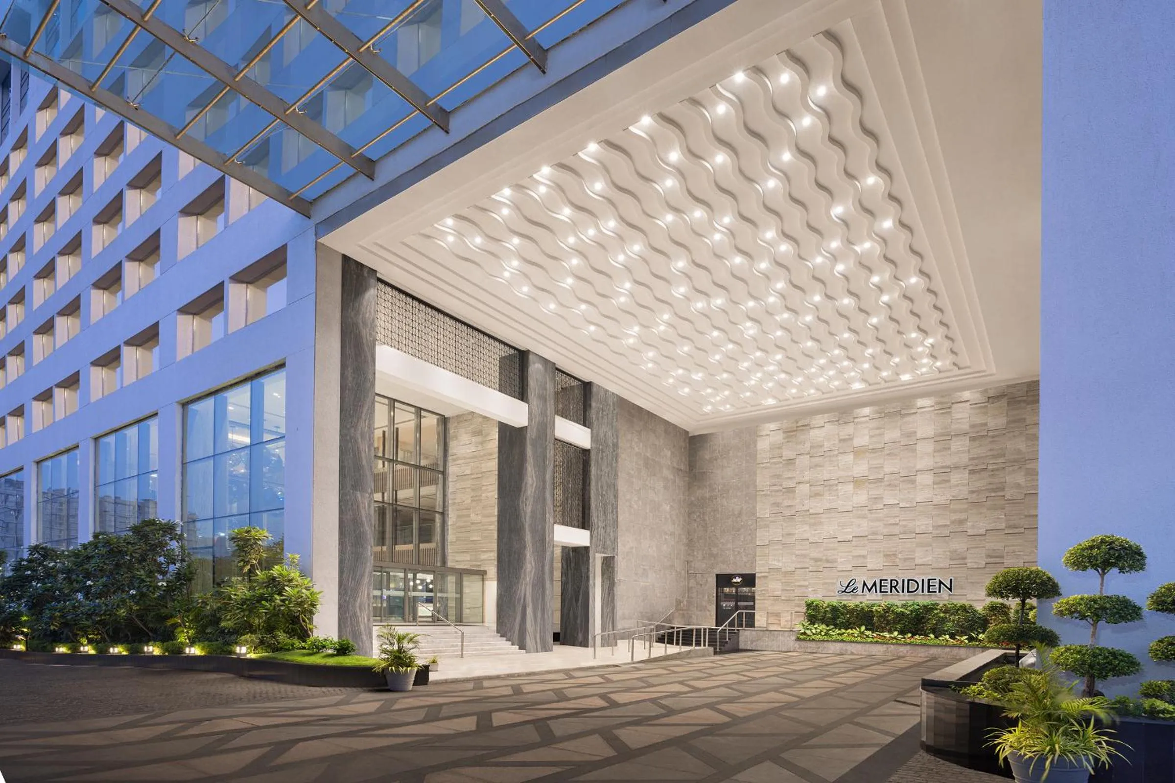 Property building in Le Meridien Ahmedabad