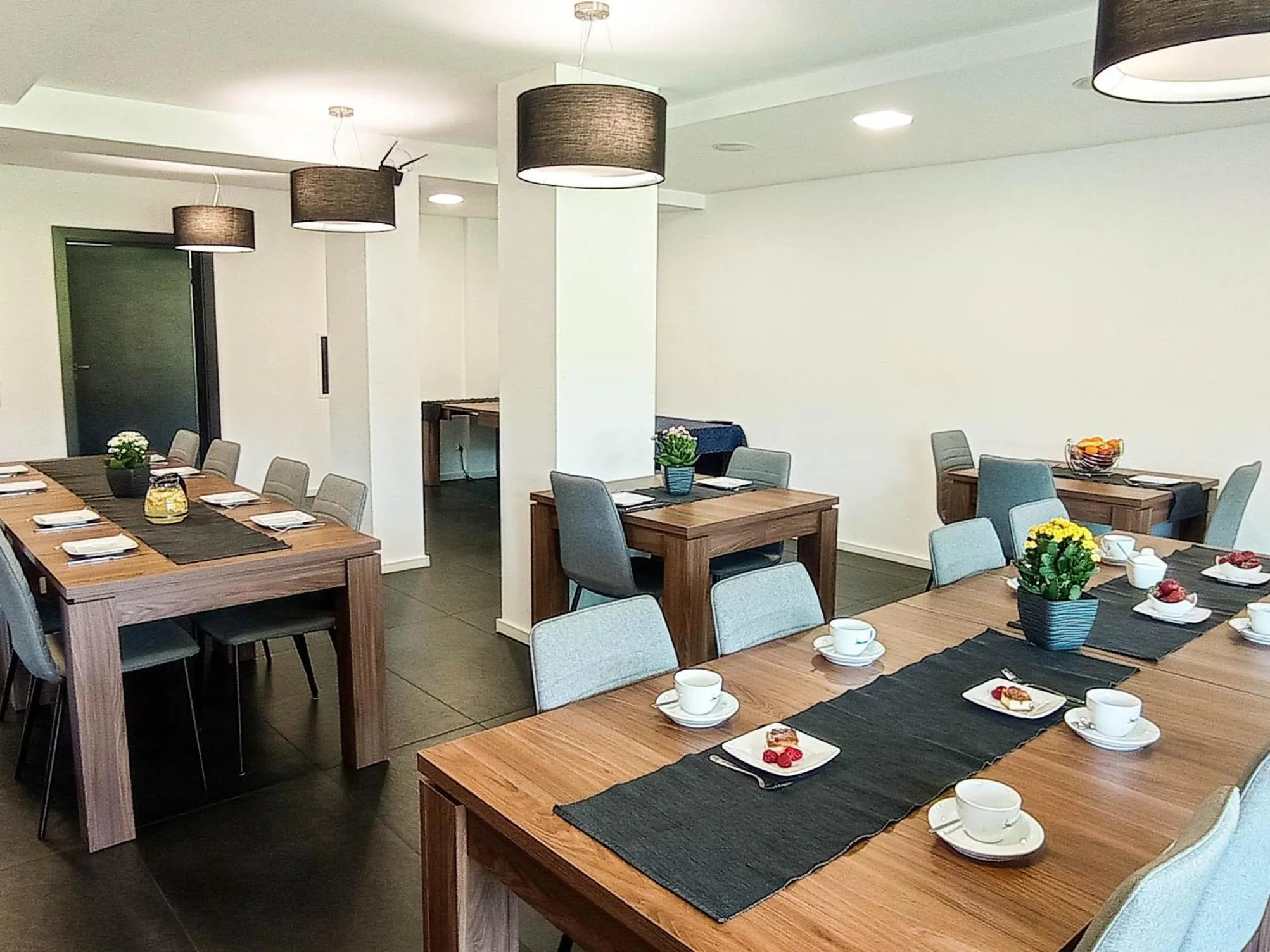 Restaurant/places to eat in Willa Monte