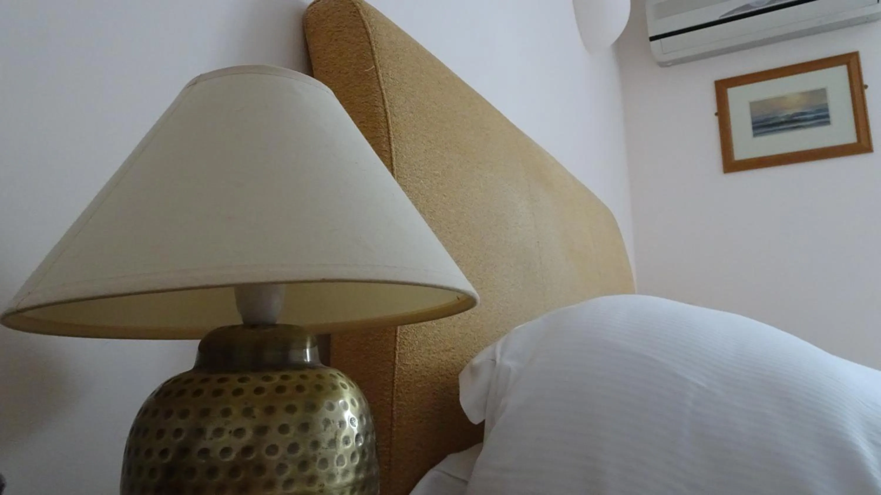 Bed in The Furze Bush Inn