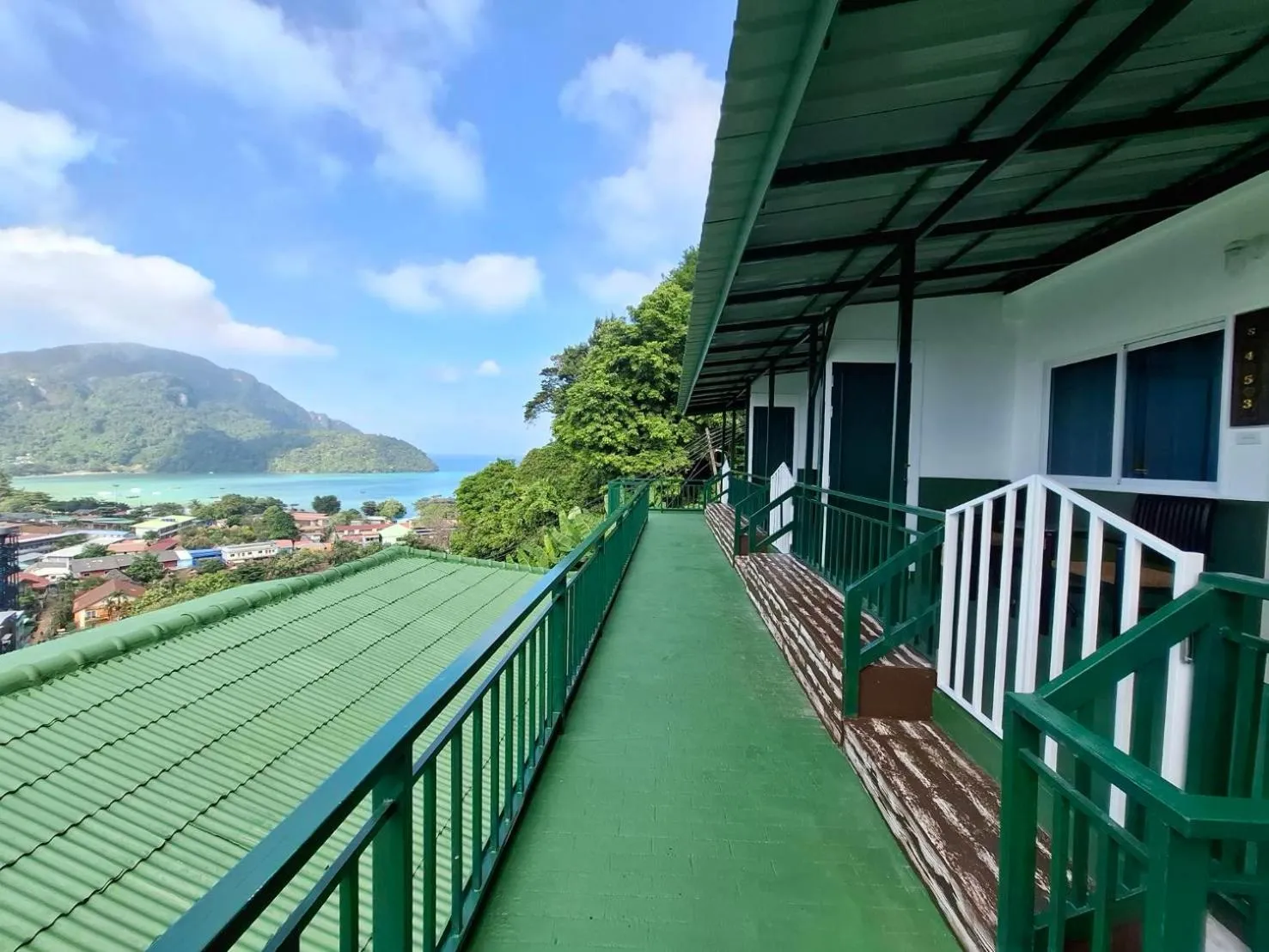 Phi Phi Arboreal Resort