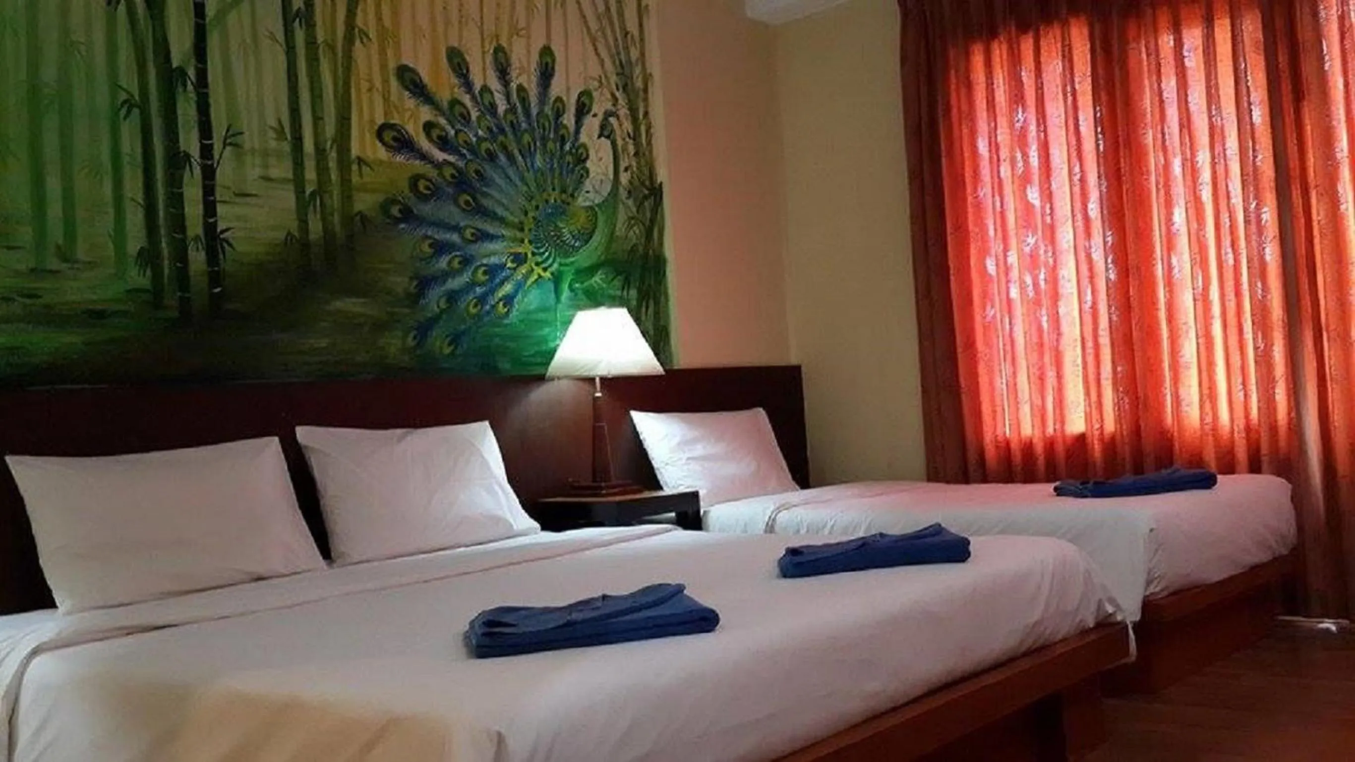 Bed in Phi Phi Arboreal Resort