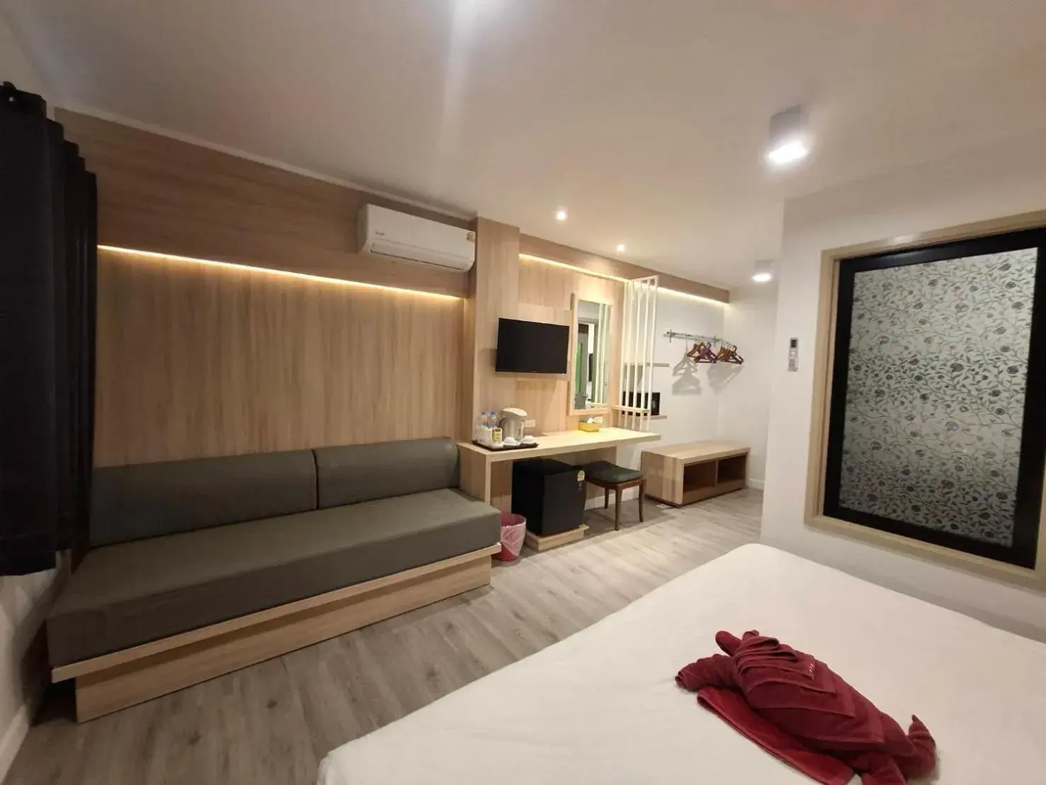 Bed in Phi Phi Arboreal Resort Bed in Phi Phi Arboreal Resort