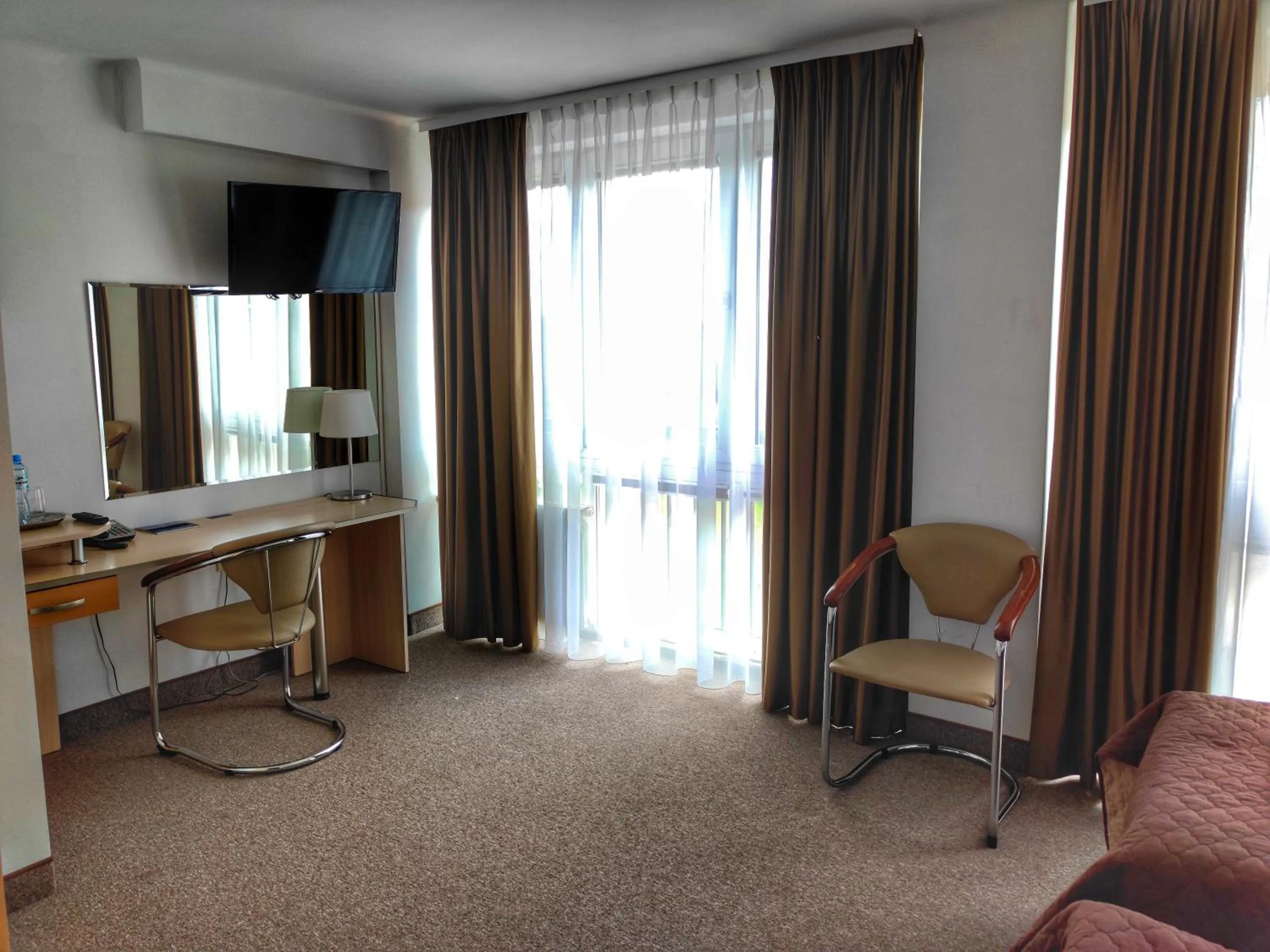 TV and multimedia in Hotel Logos