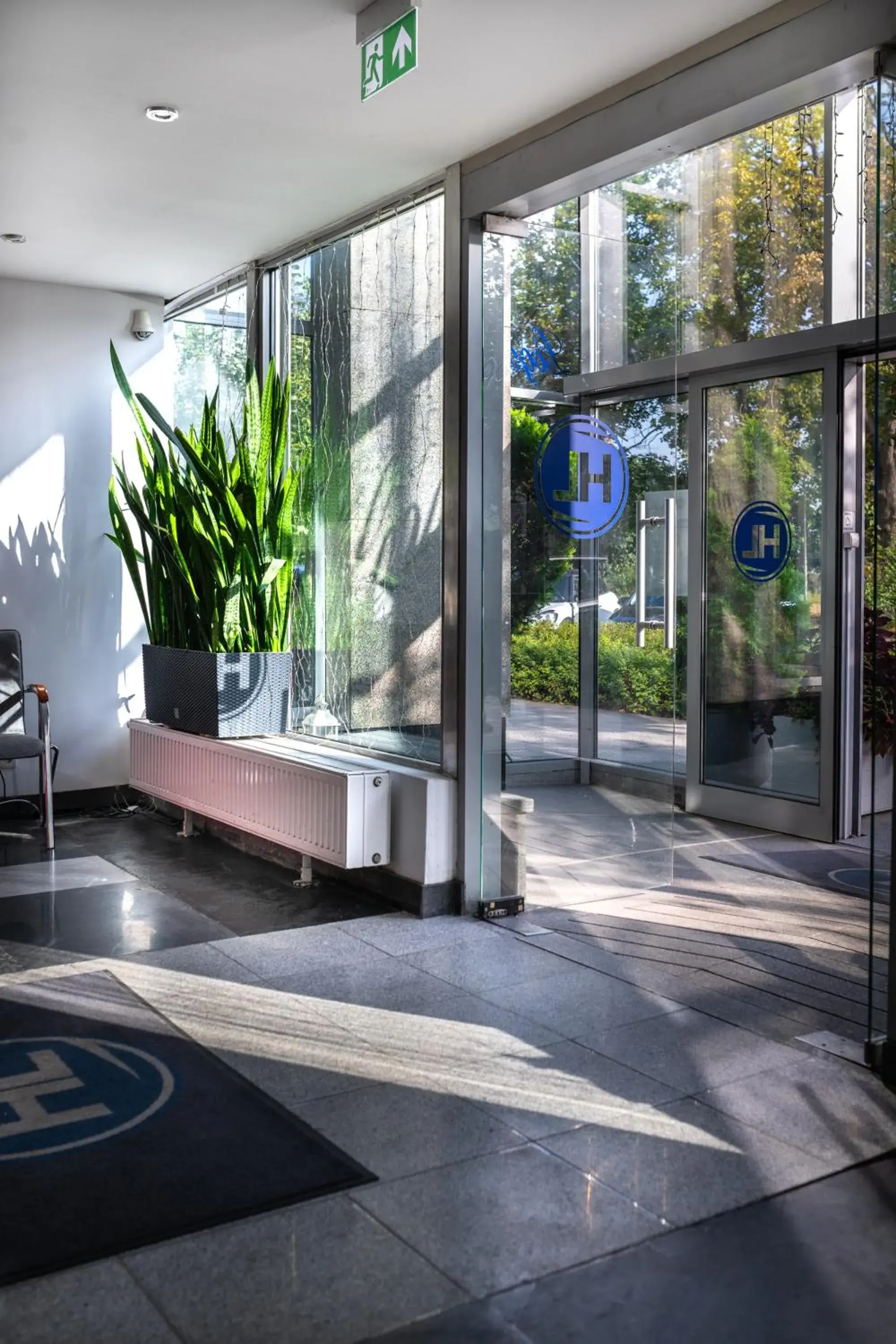 Lobby or reception in Hotel Logos Lobby or reception in Hotel Logos