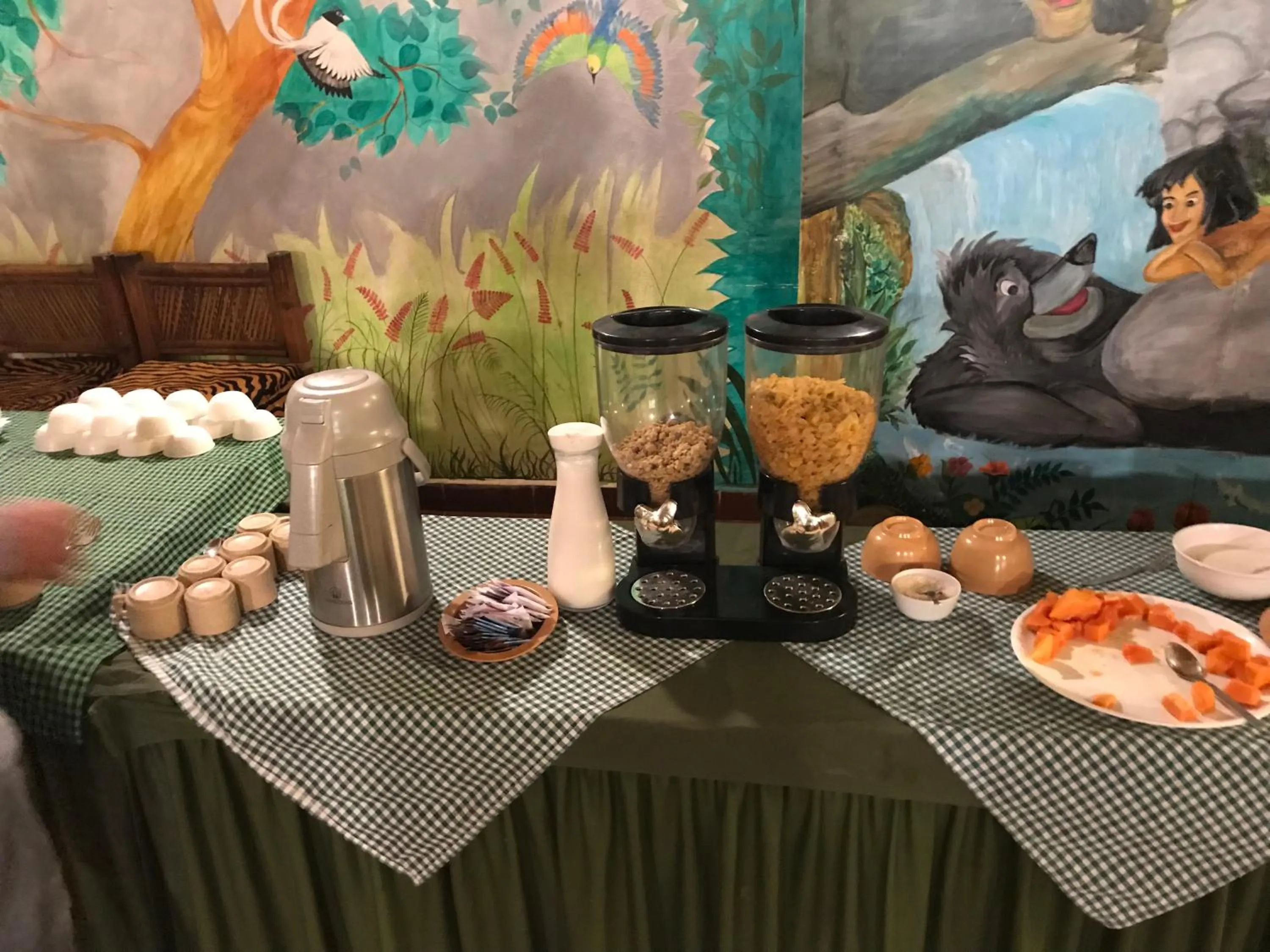 Asian breakfast in Baaz Jungle Resort