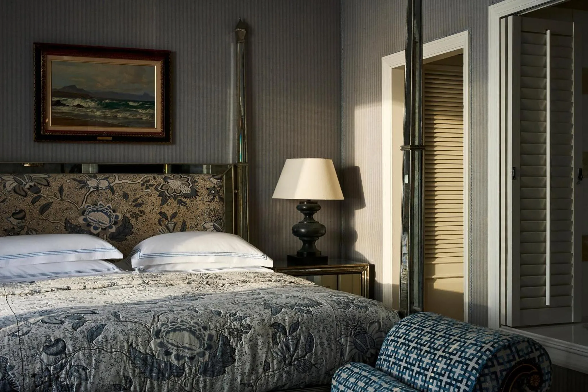 Photo of the whole room, Bed in The Oyster Box