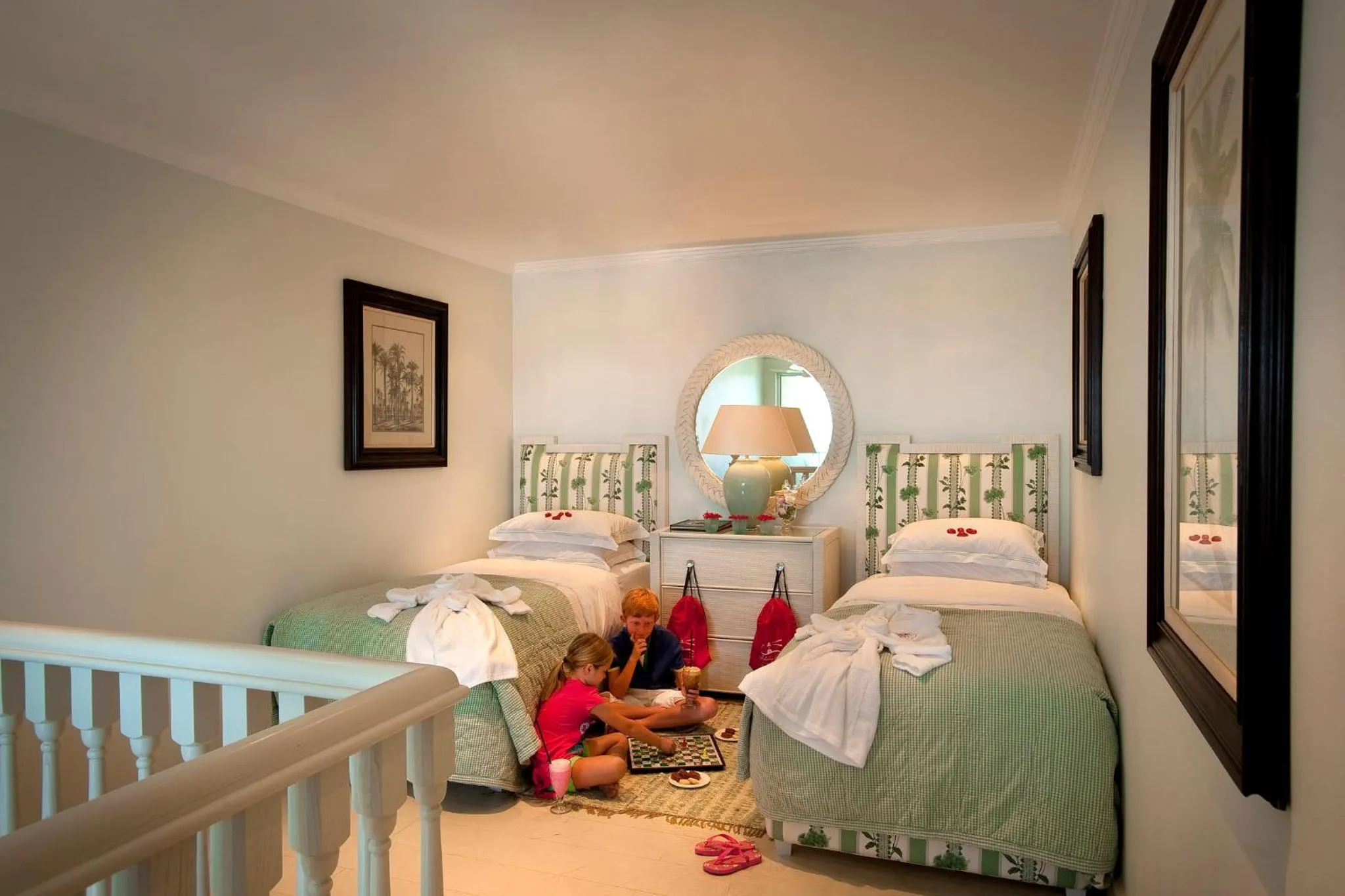 Photo of the whole room, Bed in The Oyster Box