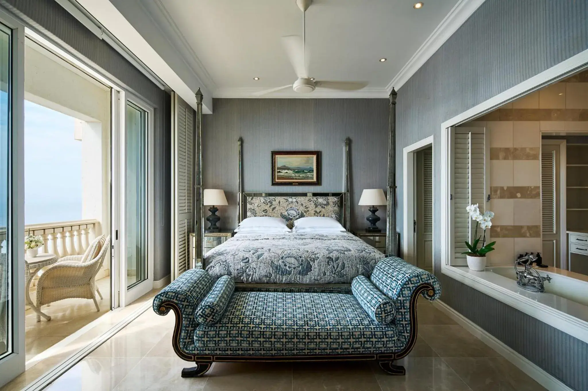 Photo of the whole room, Bed in The Oyster Box Photo of the whole room, Bed in The Oyster Box