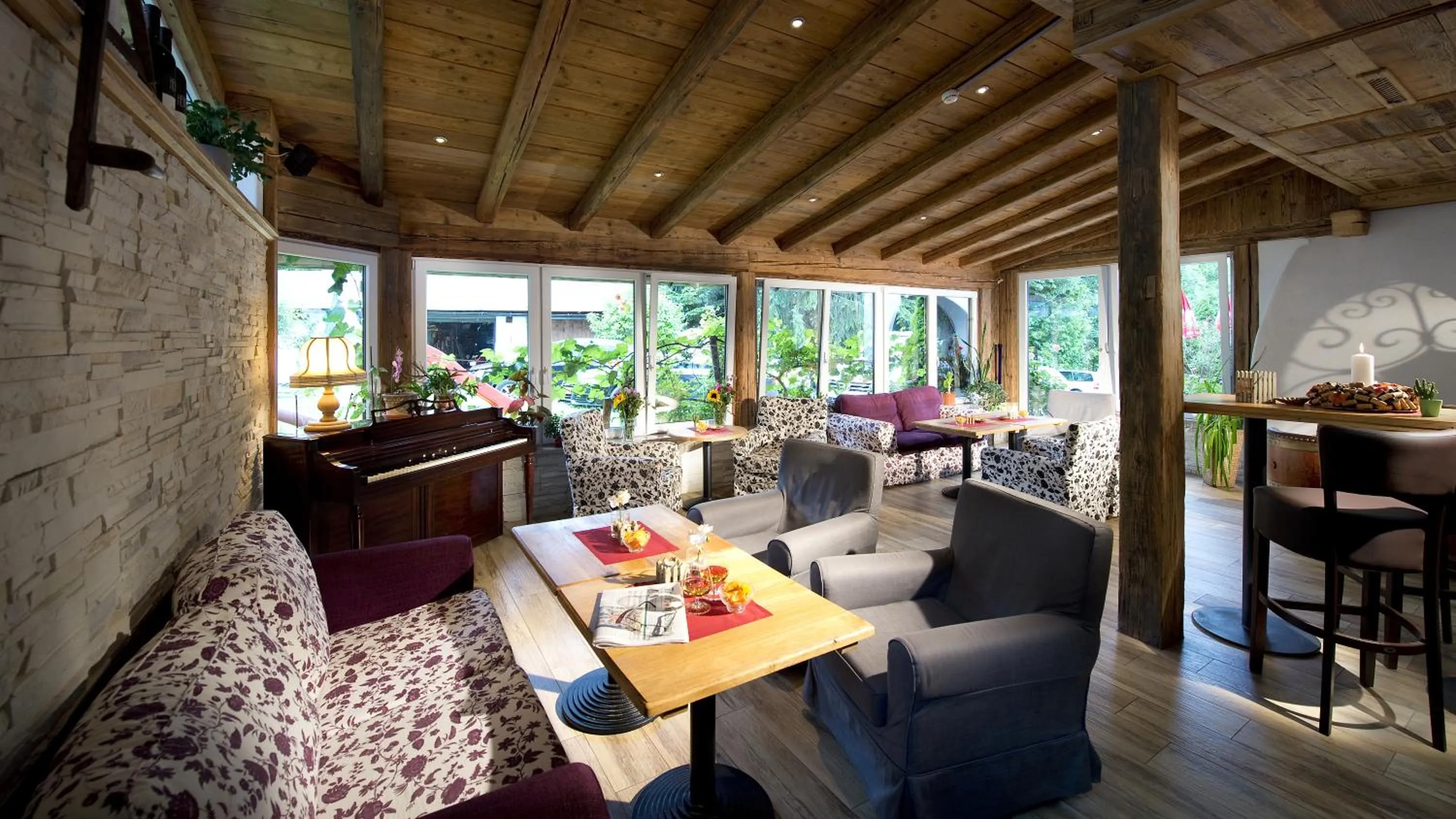 Communal lounge/ TV room in Hotel Wiesenegg