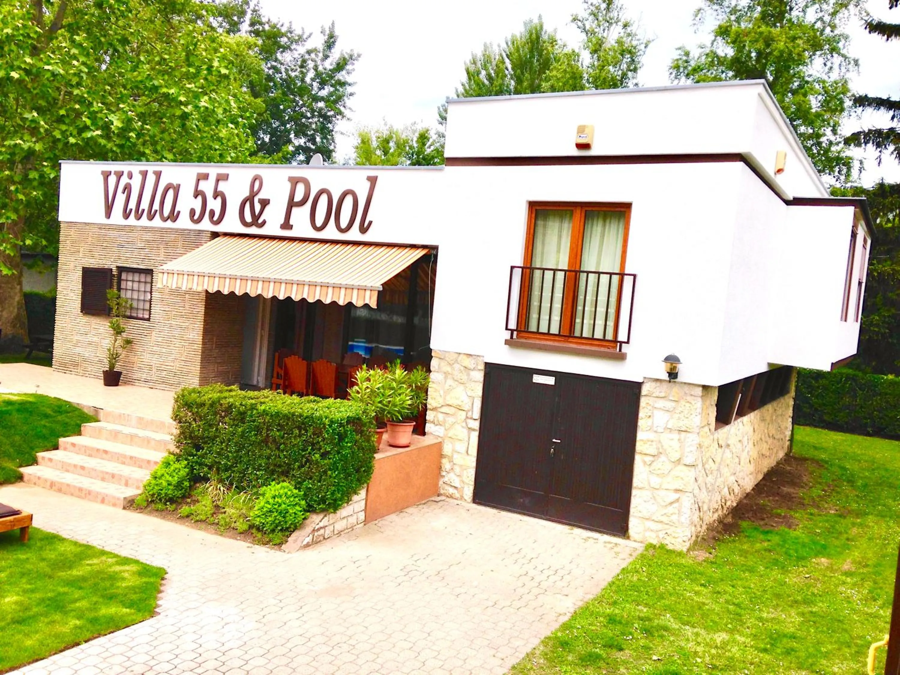 Villa 55 & Pool - Siófok