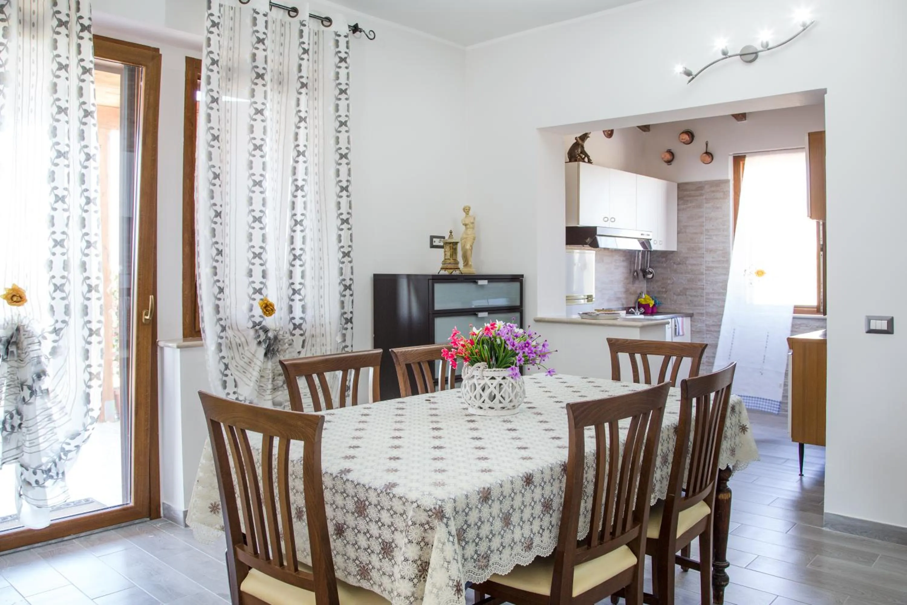 Dining area in L'angolo di Nina