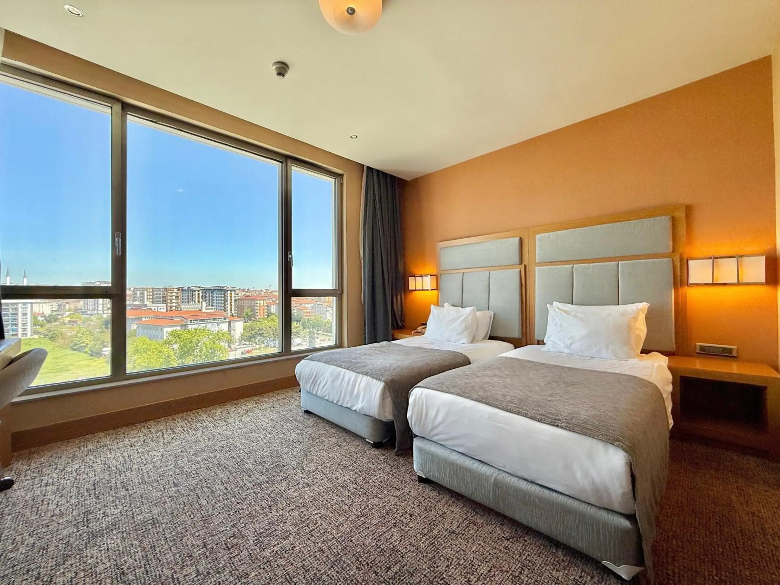 Photo of the whole room, Bed in The Green Park Pendik Photo of the whole room, Bed in The Green Park Pendik