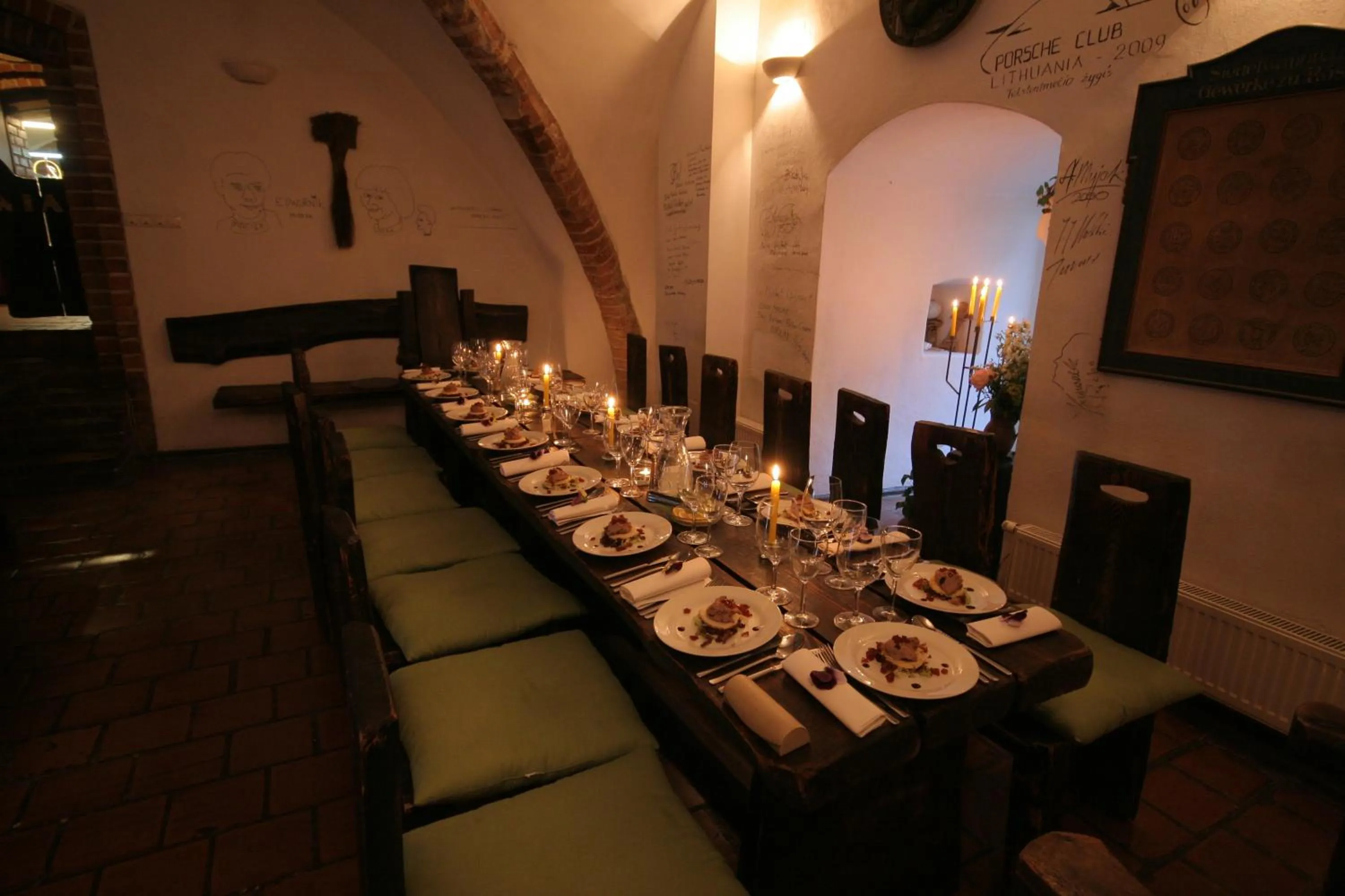 Restaurant/places to eat in Zamek Reszel