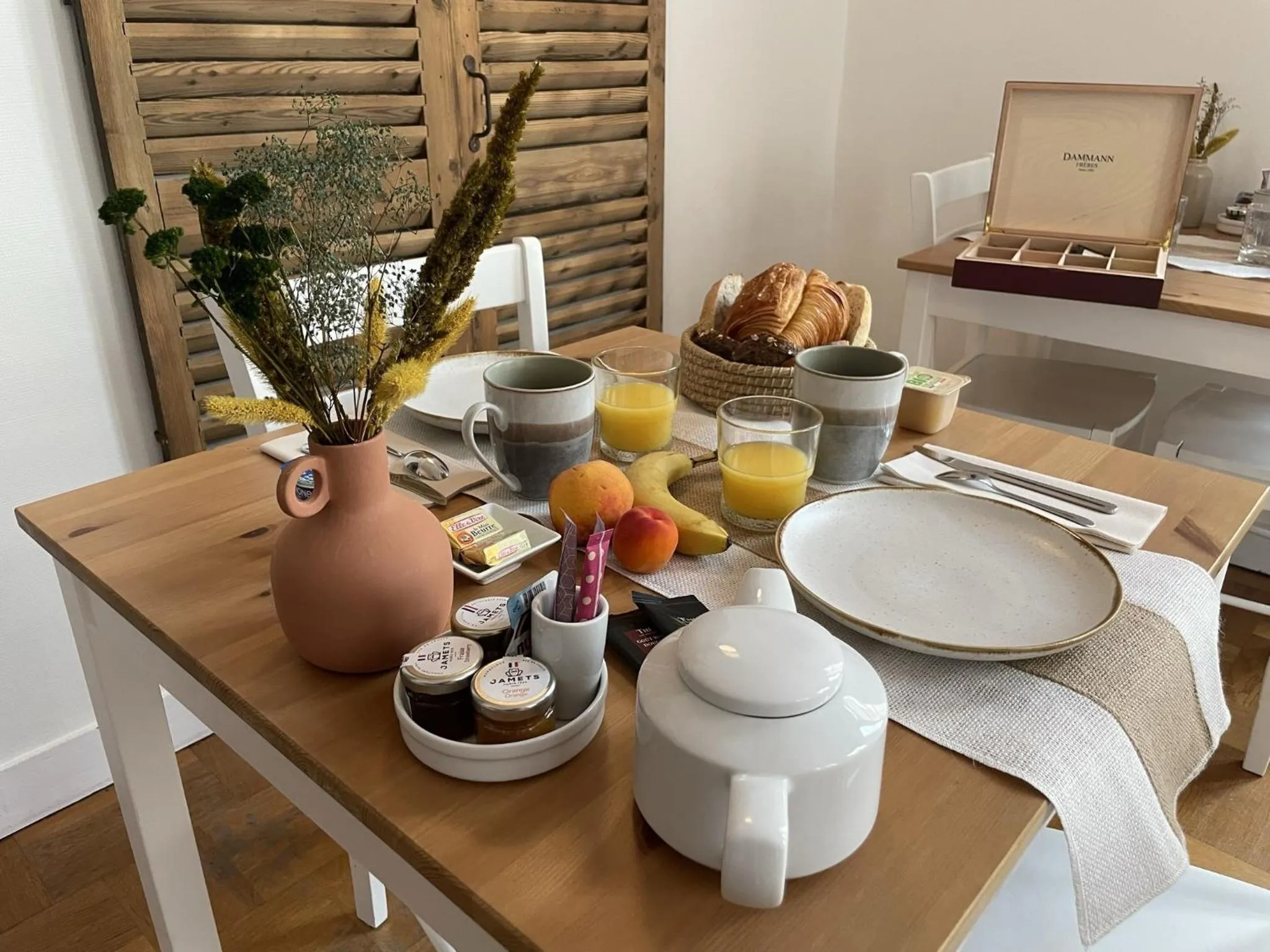 Breakfast in Le Trouville - Hôtel de Charme