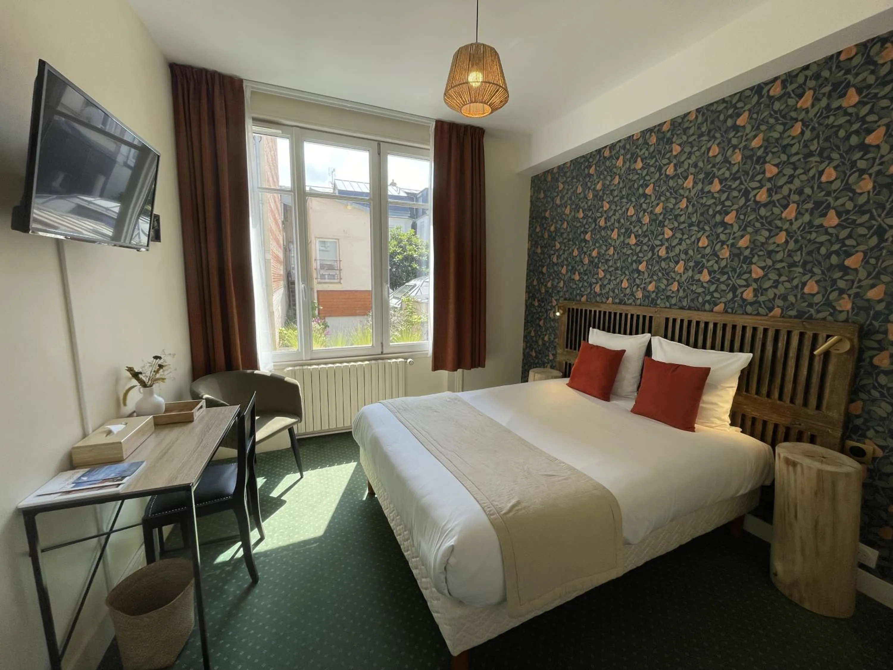 Bed in Le Trouville - Hôtel de Charme