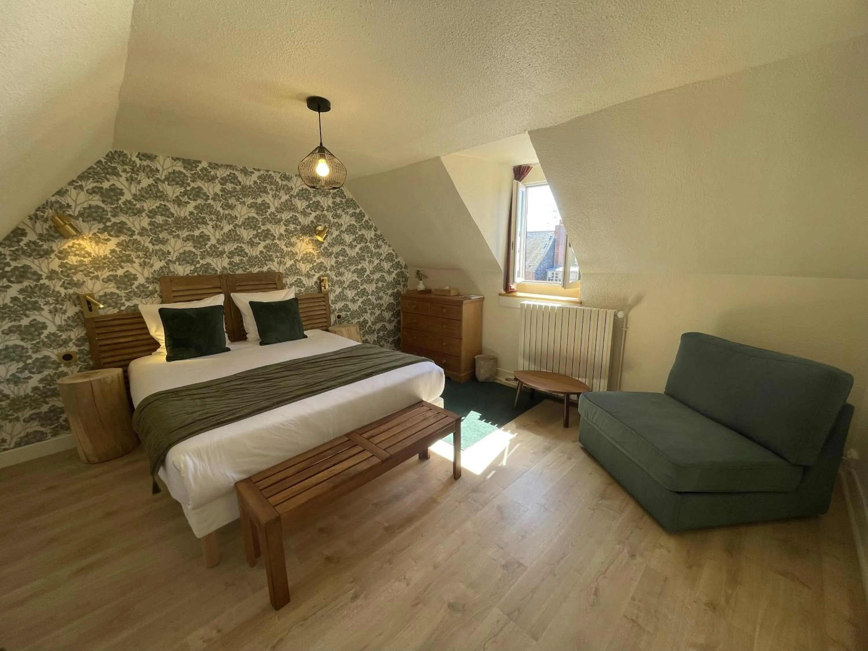 Bed in Le Trouville - Hôtel de Charme