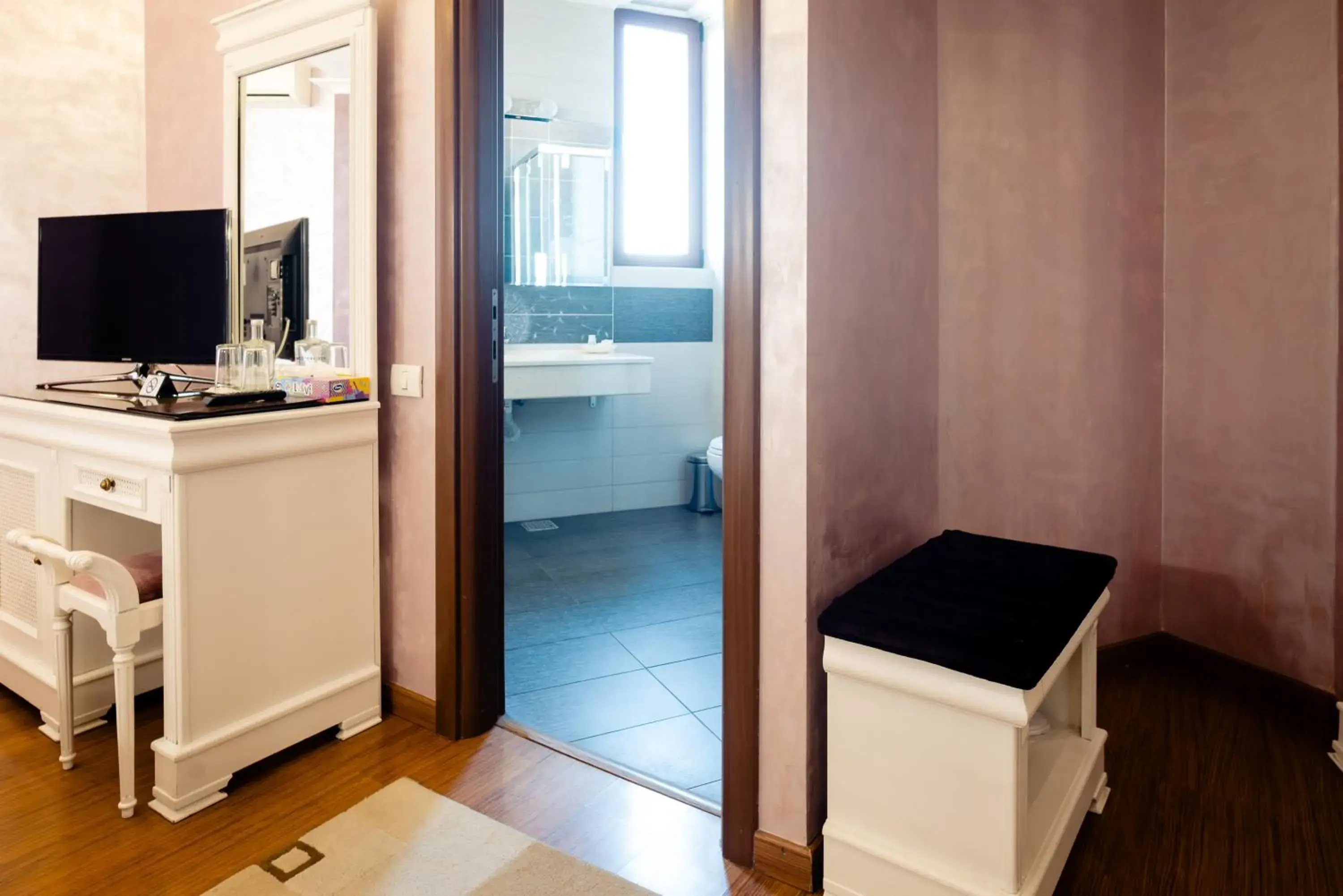 Double Room in Acapulco Hotel Double Room in Acapulco Hotel